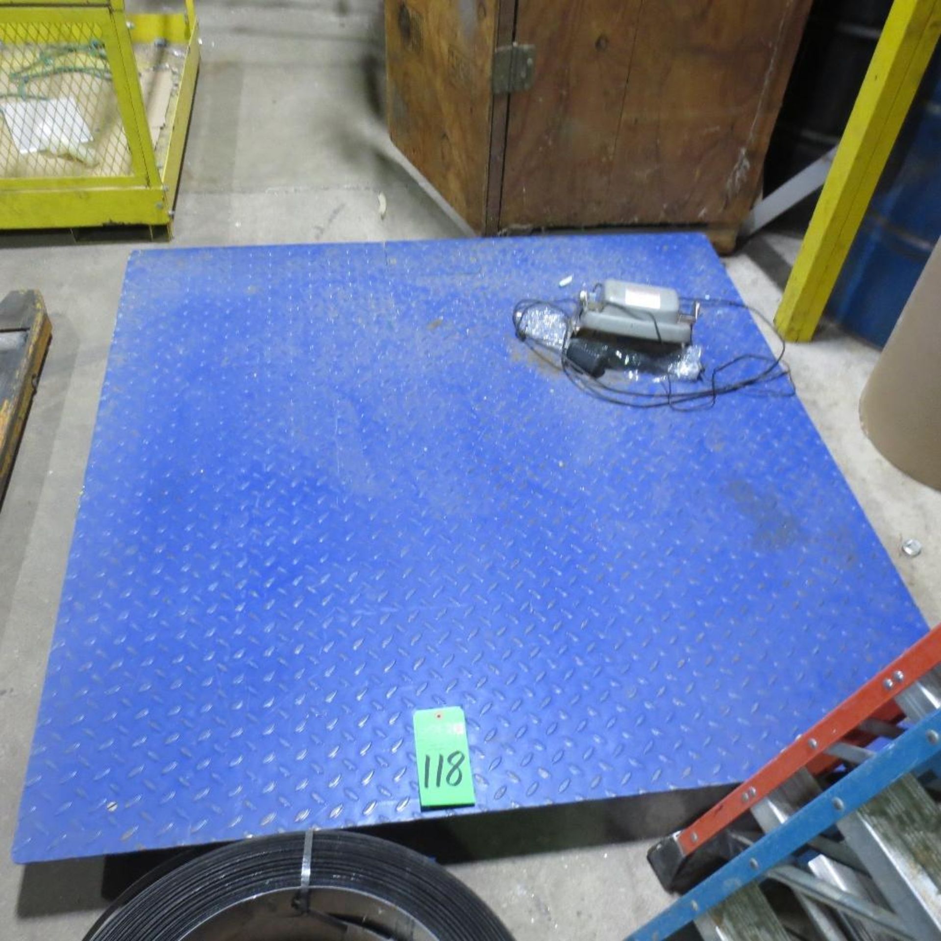 59" X 59" Floor Scale with Digital Read out