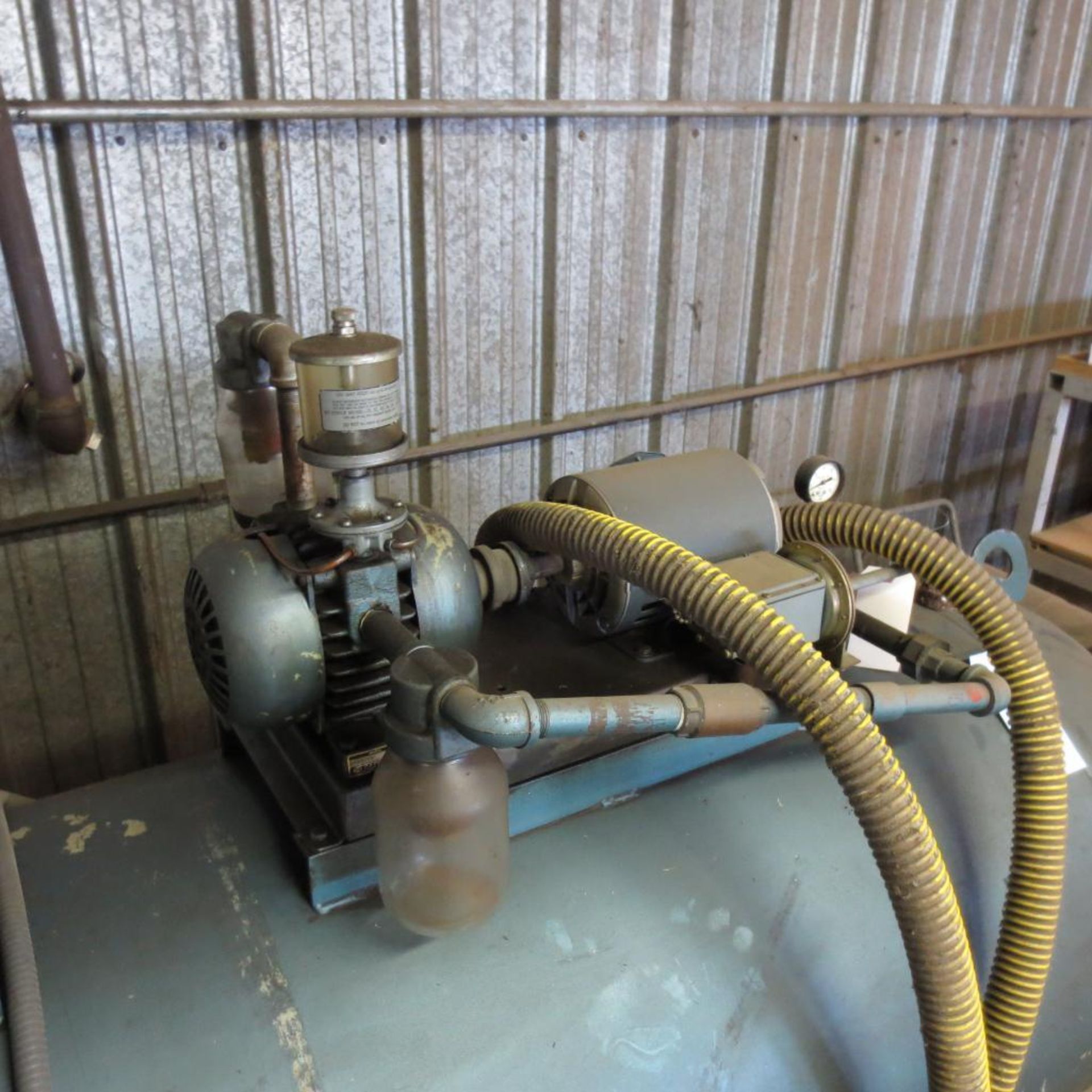 Tank w/(2) Vacuum Pumps - Image 4 of 4