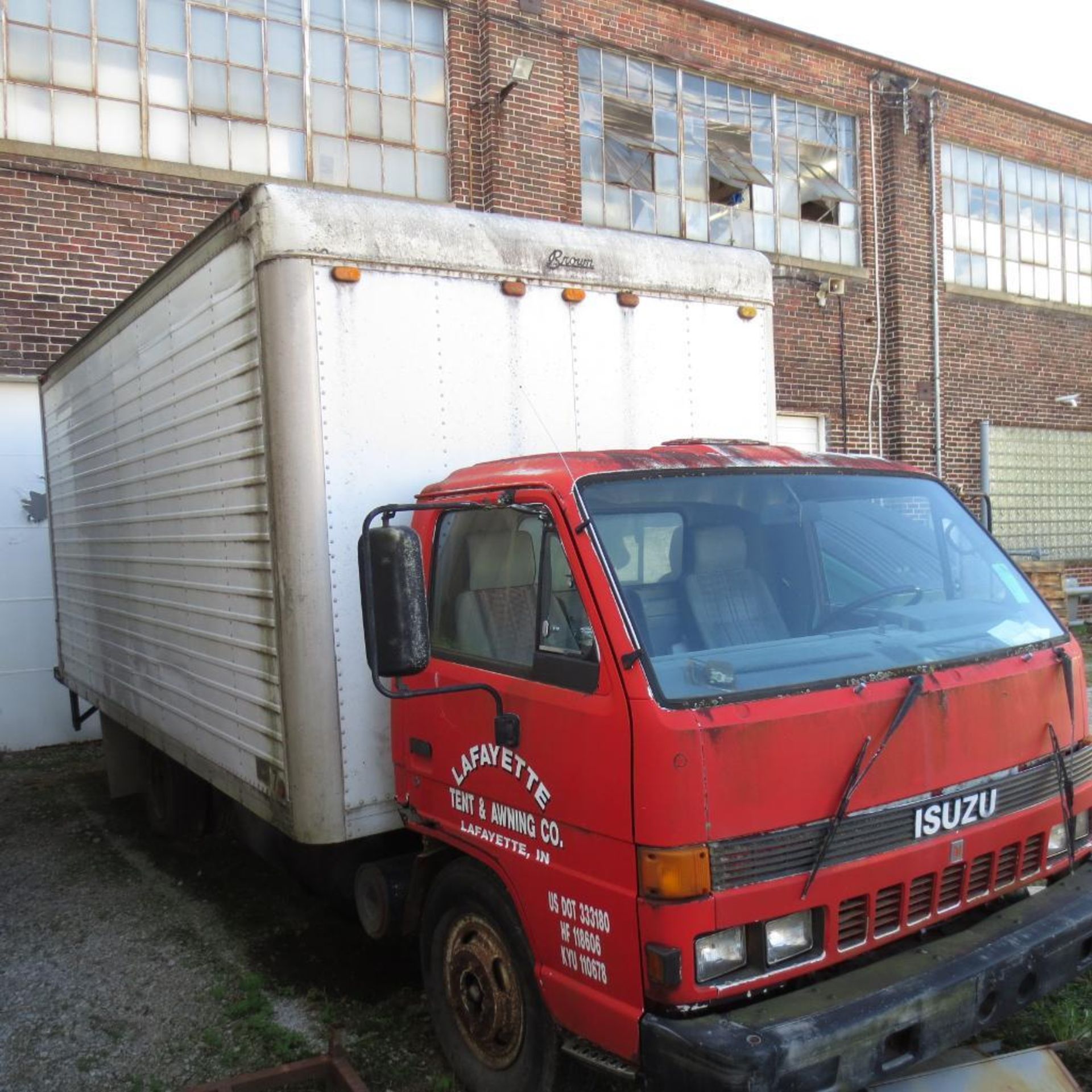 Isuzu 16Ft. NPR S/A Box Truck Vin JAMJP7486G9408463 (1986) 3.9L Diesel, Manual, Roll Up Door, 343,74 - Bild 10 aus 10