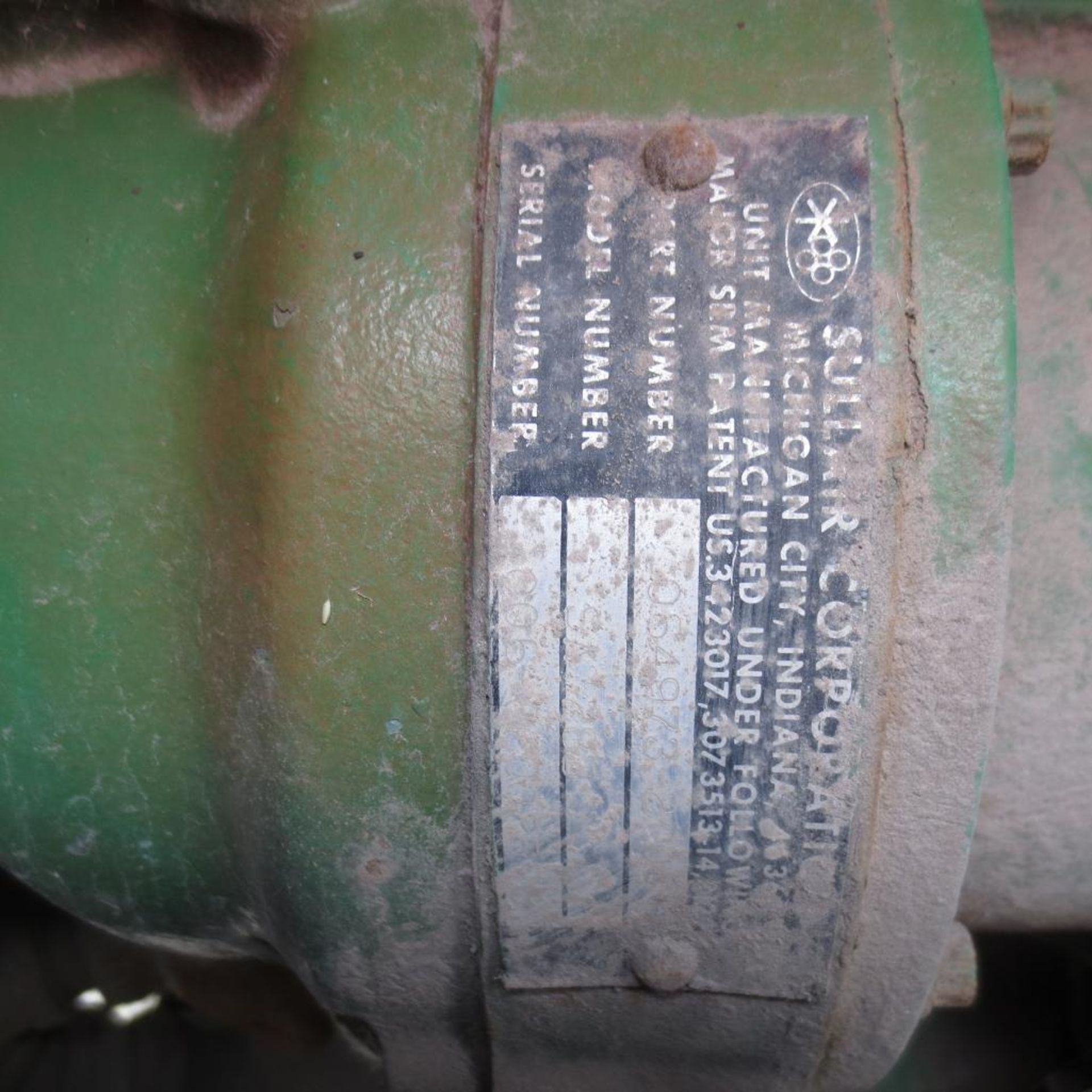 Sullair Trailer Mounted Air Compressor, Gas 4 Cylinder ( Loc. 3131 Concord Road ) - Bild 3 aus 4