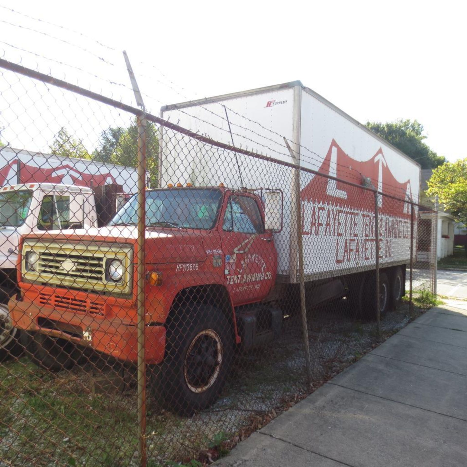 Chevrolet 24Ft. S/A Box Truck Vin C17D59V153848 (1979) 5 Spd, Side Door and Double Back Door, 24, 97 - Image 8 of 10