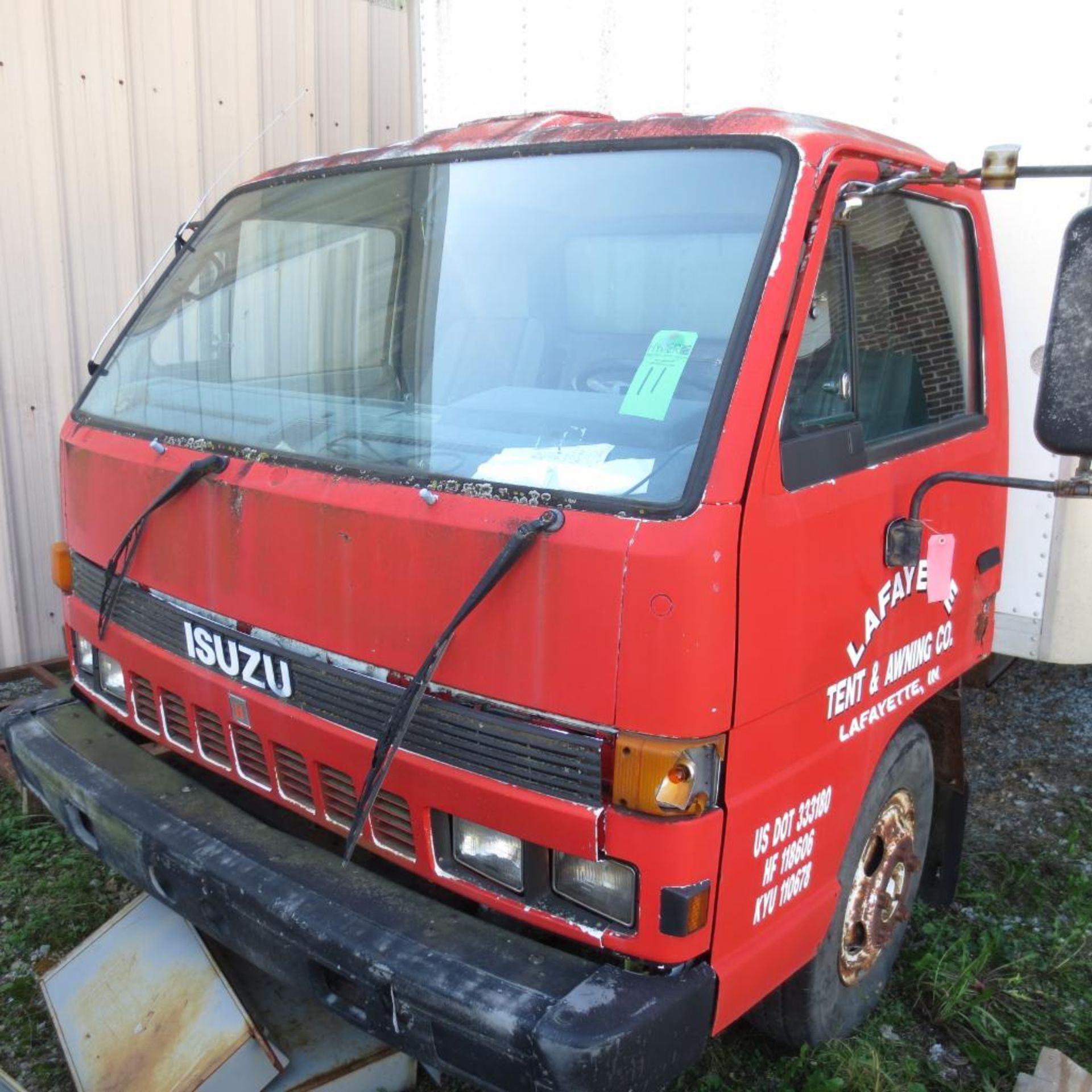 Isuzu 16Ft. NPR S/A Box Truck Vin JAMJP7486G9408463 (1986) 3.9L Diesel, Manual, Roll Up Door, 343,74 - Image 2 of 10