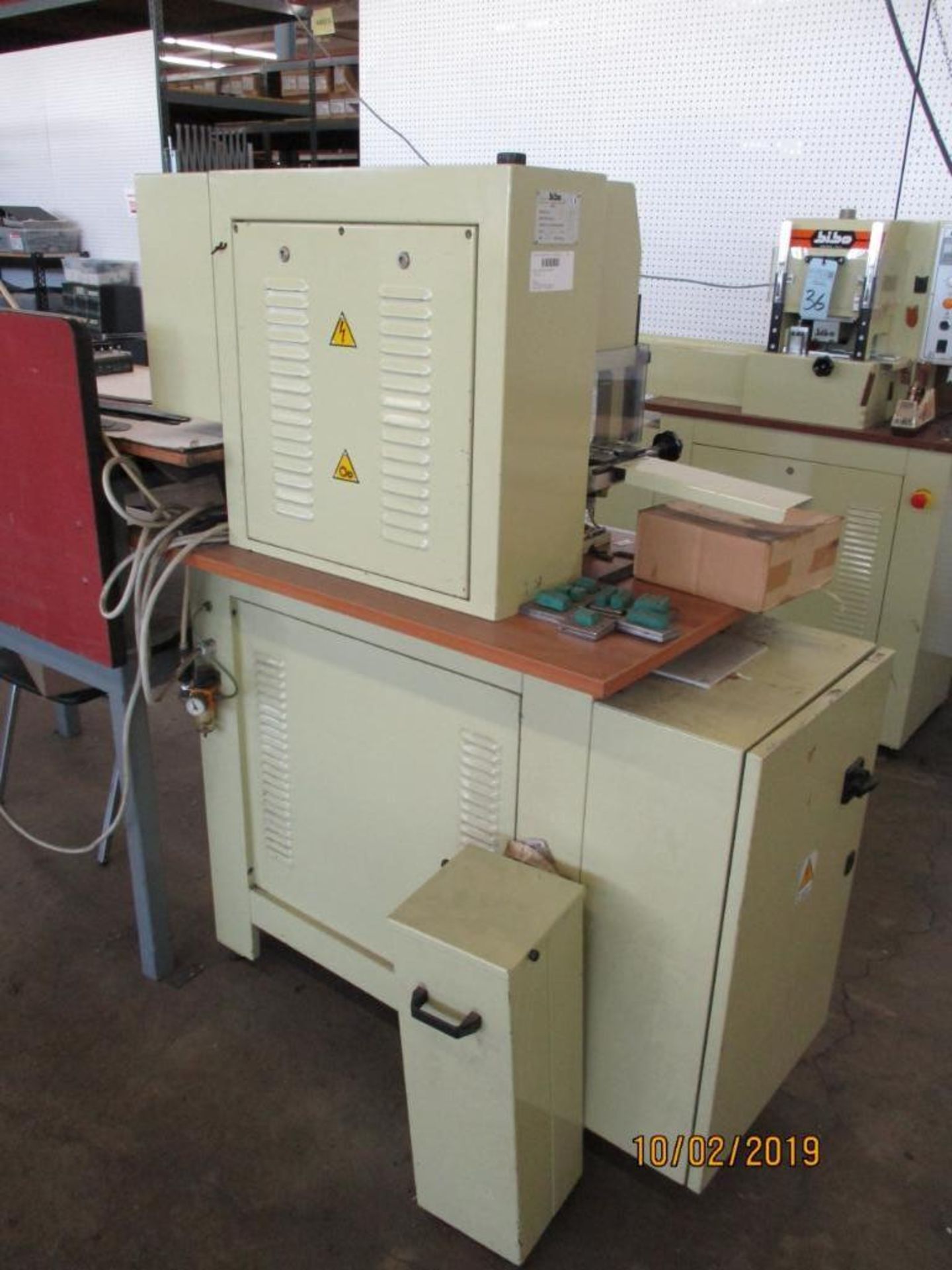 Bibo FCA 86/2 Automatic Perforating Machine S/N: 370002 (2006) - Image 3 of 4