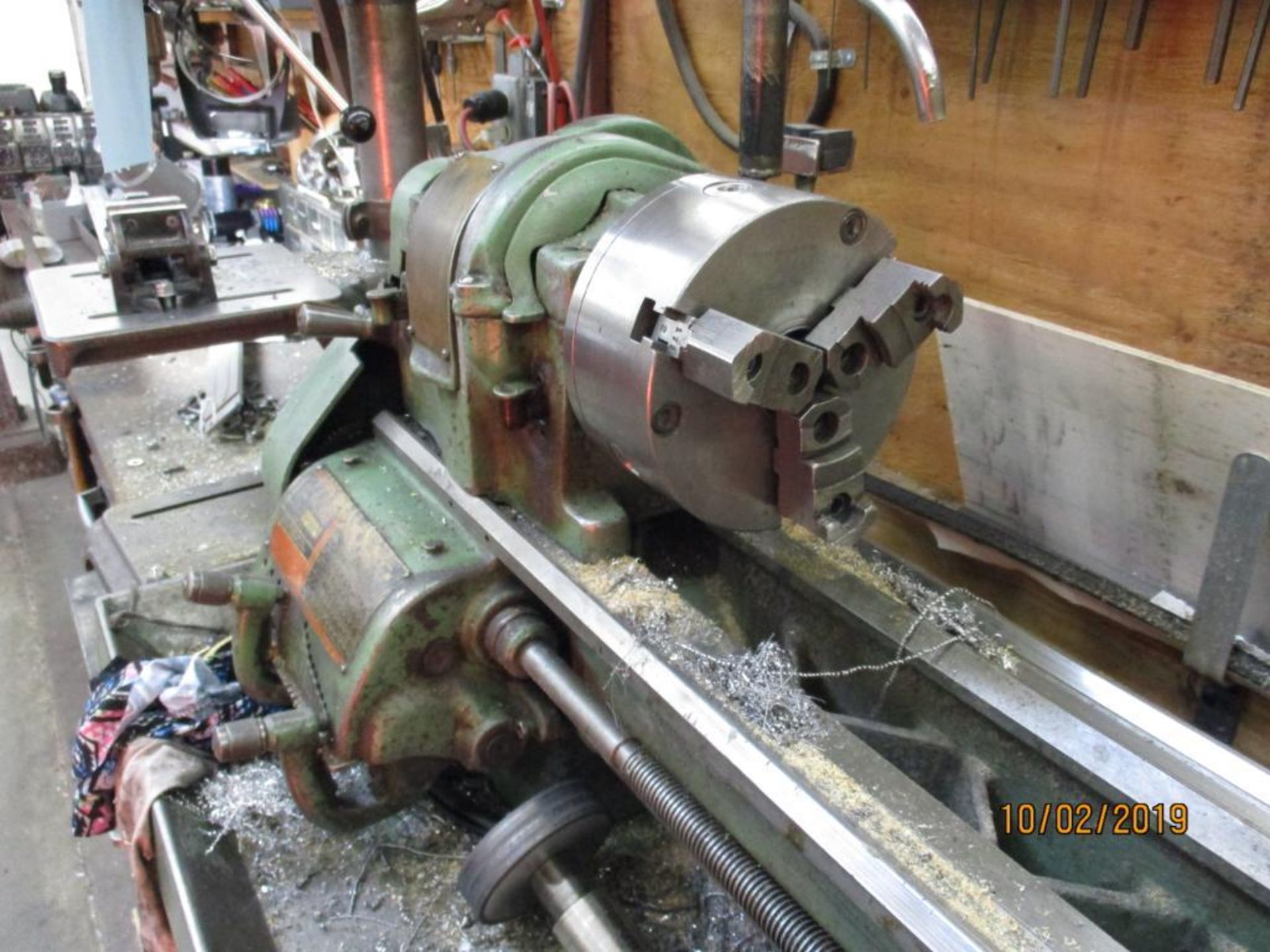 Southbend 10"x4' (est) Cat. No. CL187RB Engine Lathe S/N: 1041RKL14X, 4.5' Bed, 6" Three Jaw Chuck, - Image 3 of 6