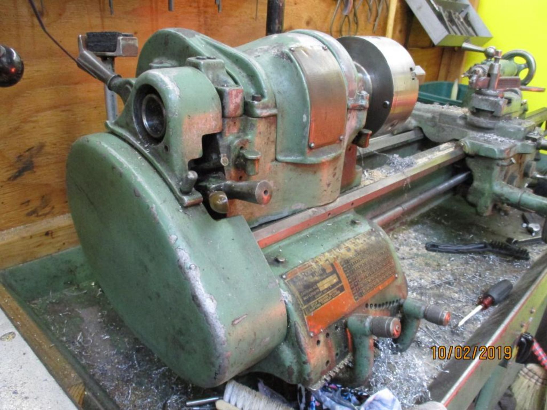 Southbend 10"x4' (est) Cat. No. CL187RB Engine Lathe S/N: 1041RKL14X, 4.5' Bed, 6" Three Jaw Chuck, - Image 4 of 6