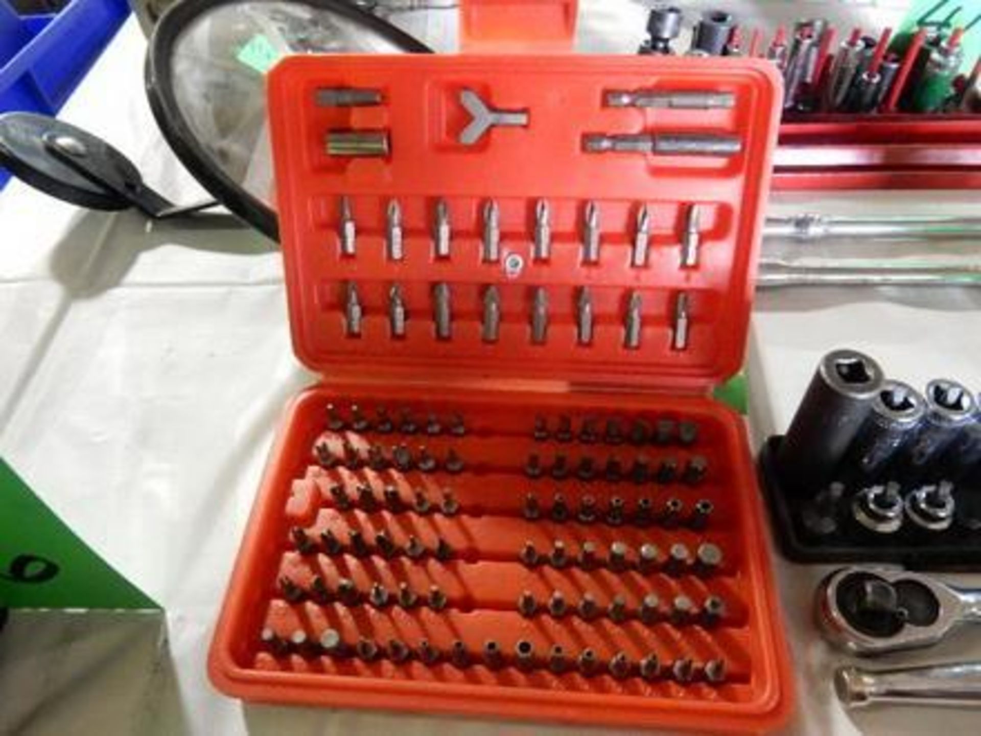 Tool Shop tool Drill Driver Bit Set, PC Magnetic Screw Driving Tool Kit 92 pics. - Image 2 of 2