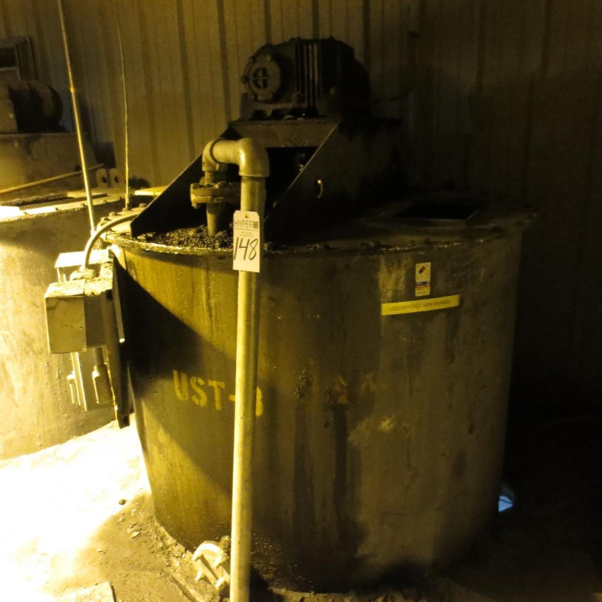 (Est) 600 Gallon Mild Steel Mixing Tank (Est) 5' Dia. x 4' High, Top Hinged Cover, Bridge Type Mixer - Image 2 of 2