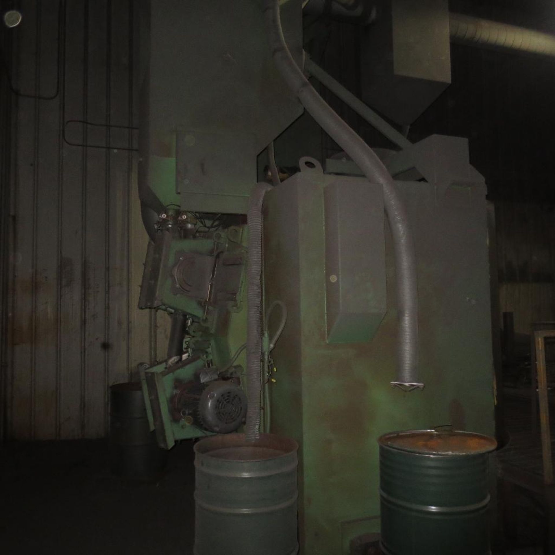 Golf Model 3672 Spinner Hanger 2 Station Shot Blast Machine (2000) S/N 00721-50-6082 With Manganese - Image 7 of 7