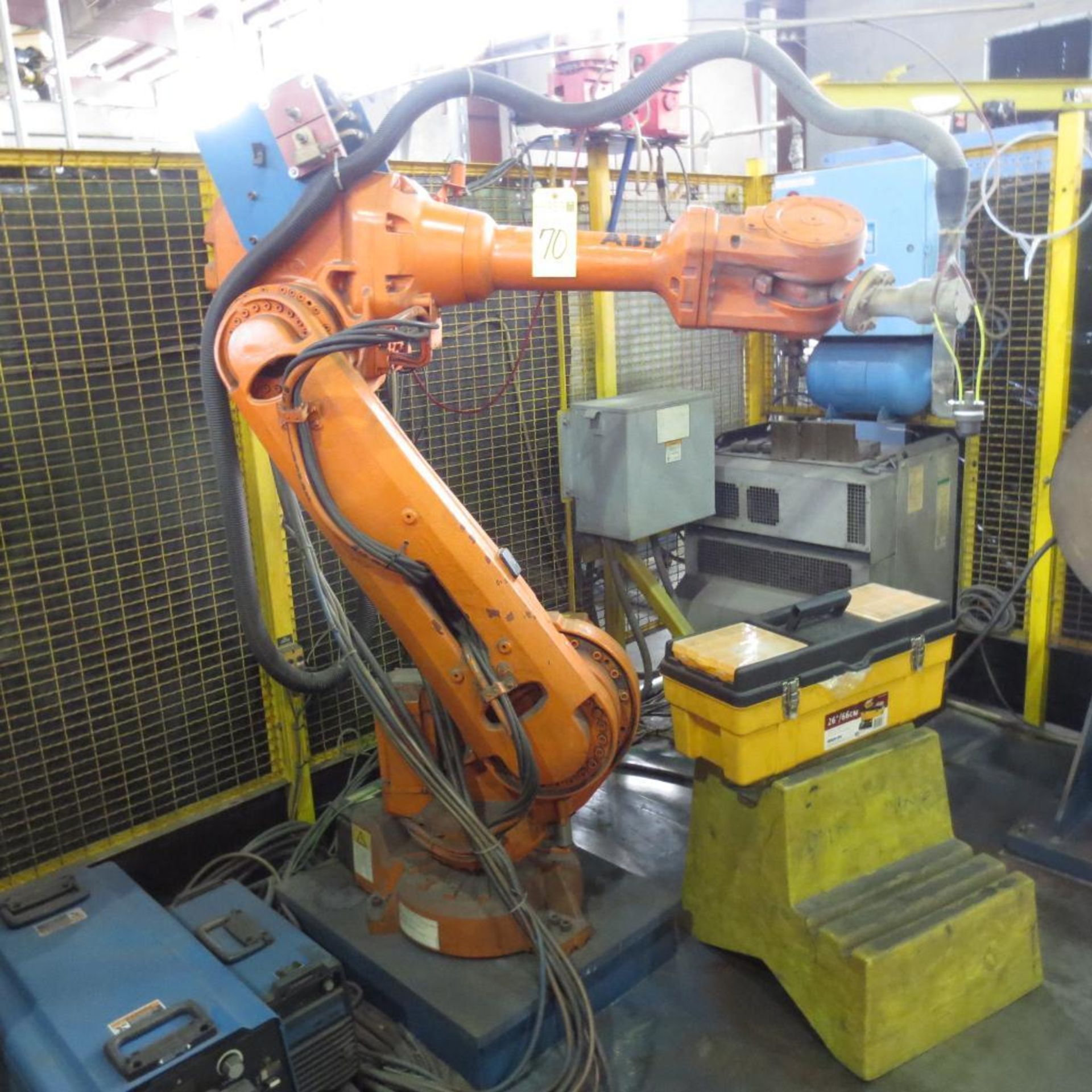 PTA ARC Robotic Welding Cell Beckoff Controls, 24 1/2" 3 Jaw Positioner, ABB Robot Type 1RC5M2004 Da - Image 5 of 13