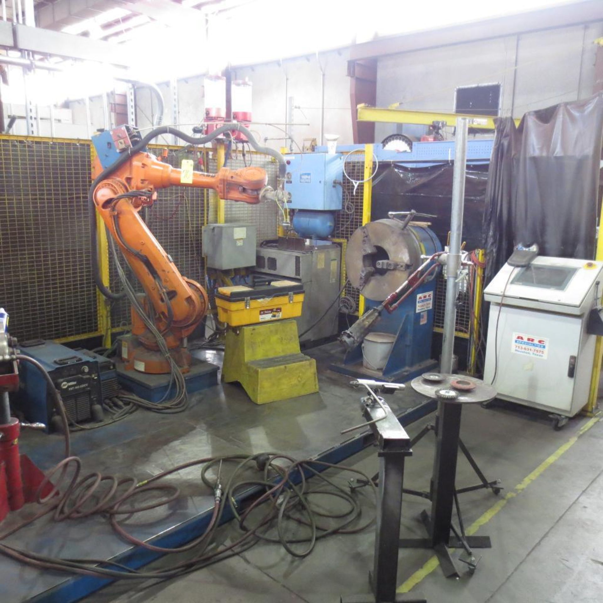 PTA ARC Robotic Welding Cell Beckoff Controls, 24 1/2" 3 Jaw Positioner, ABB Robot Type 1RC5M2004 Da