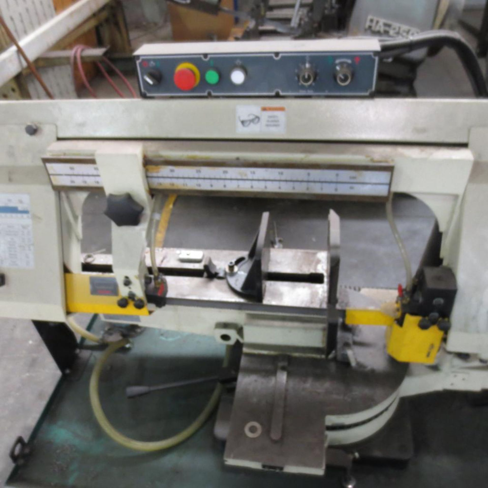 GRIZZLY 9.5" X 18" MODEL G0592 AUTOMATIC HORIZONTAL BANDSAW S/N: 49J1276 (2014) MANUAL CLAMPING, COO - Image 3 of 4