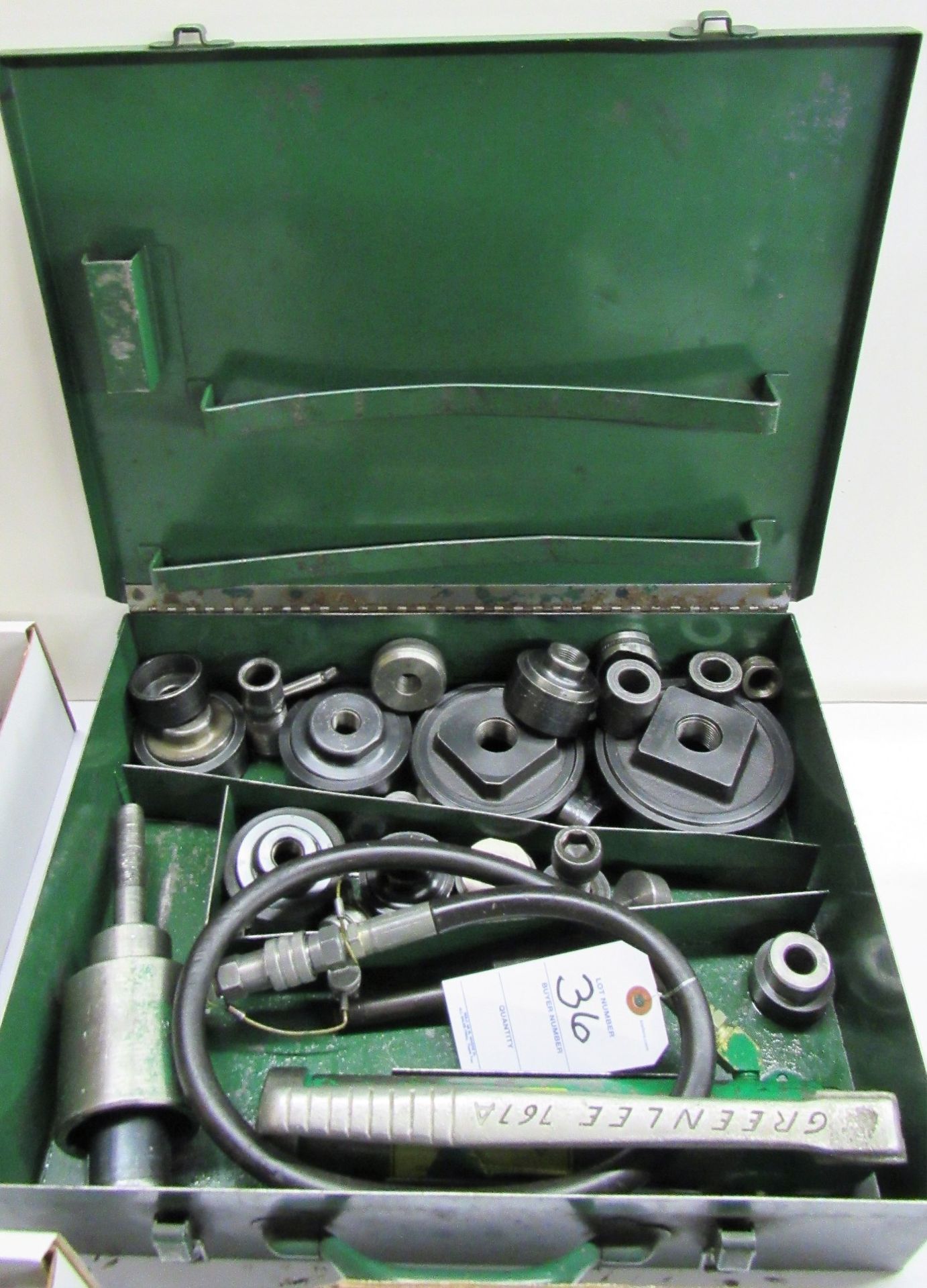 Greenlee No.7310 1/2"- 4" Conduit Knock Out Hydraulic Punch Set