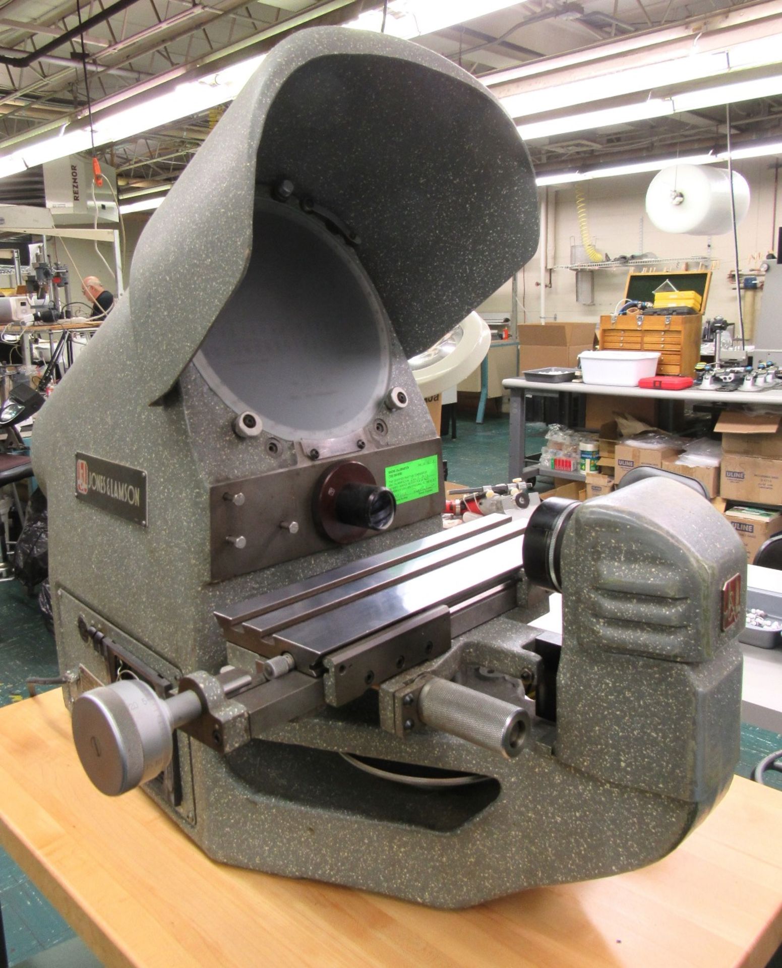 10" Jones & Lamson TC-10 Bench Type Optical Comparator