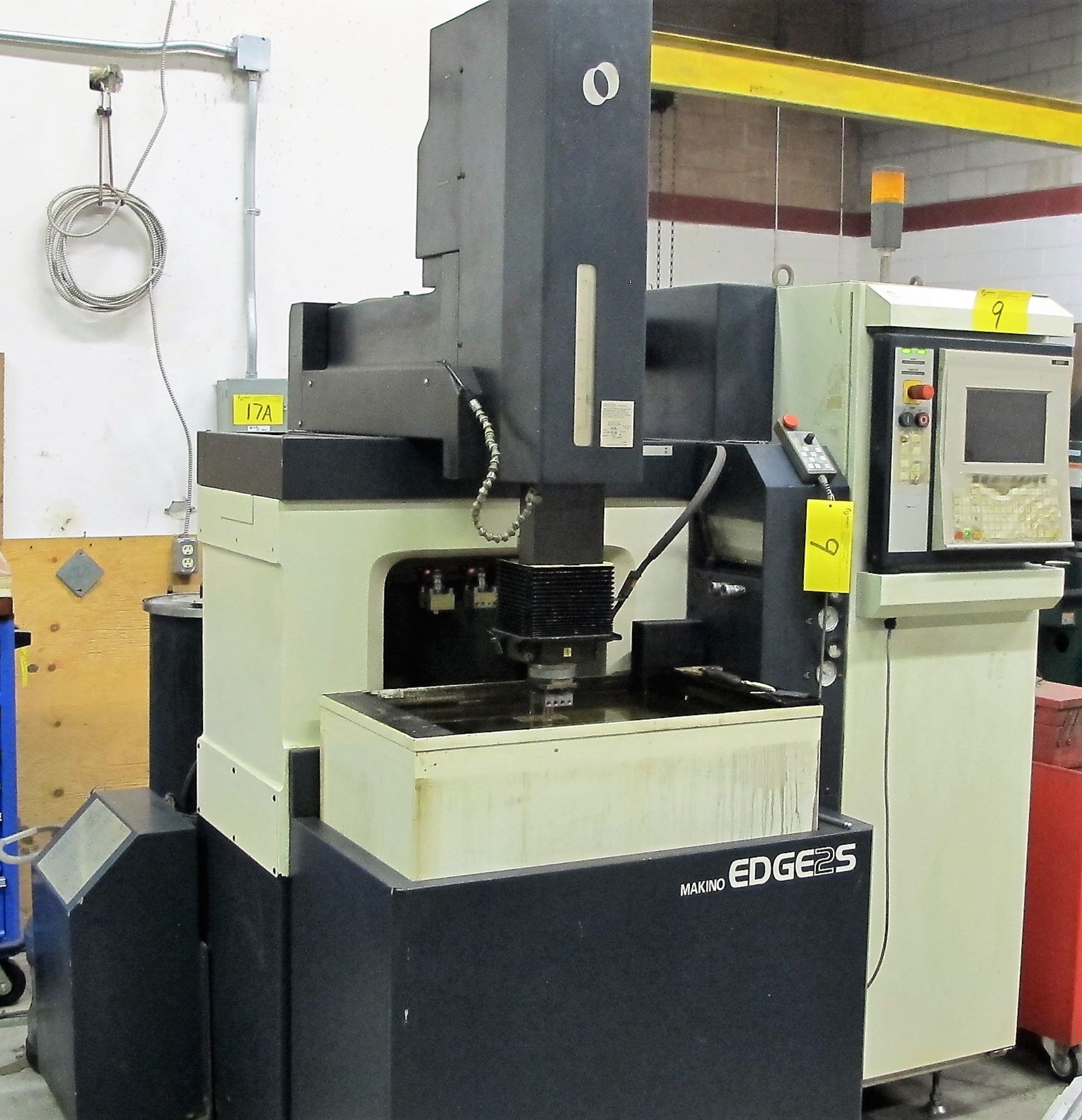 2002 MAKINO EDGE 2S-A4 SINKER TYPE EDM, MAKINO MGF CONTROL, 14" X 19.5" TABLE, S/N E4450 OILMATIC