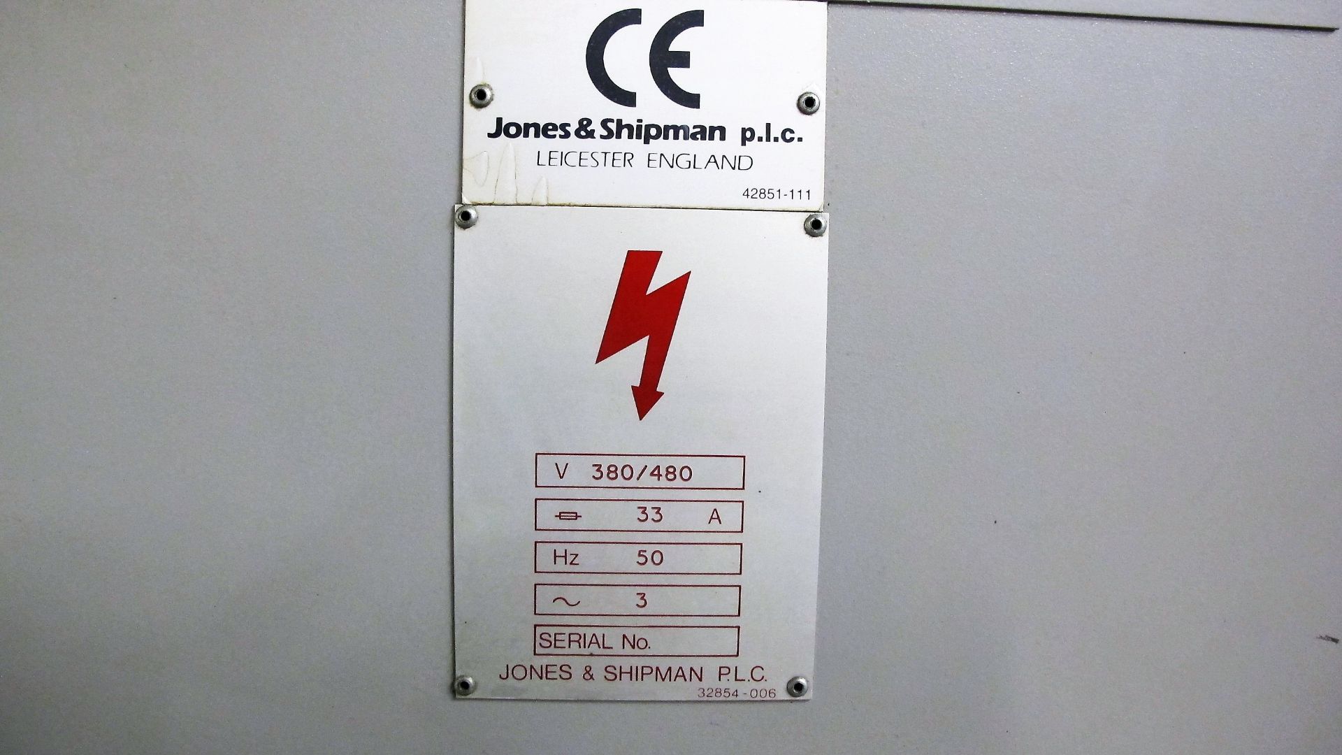 JONES & SHIPMAN Dominator 624 CNC 4-Axis Creep Feed Grinder, GE Fanuc Series 210i-M Control - Image 4 of 13