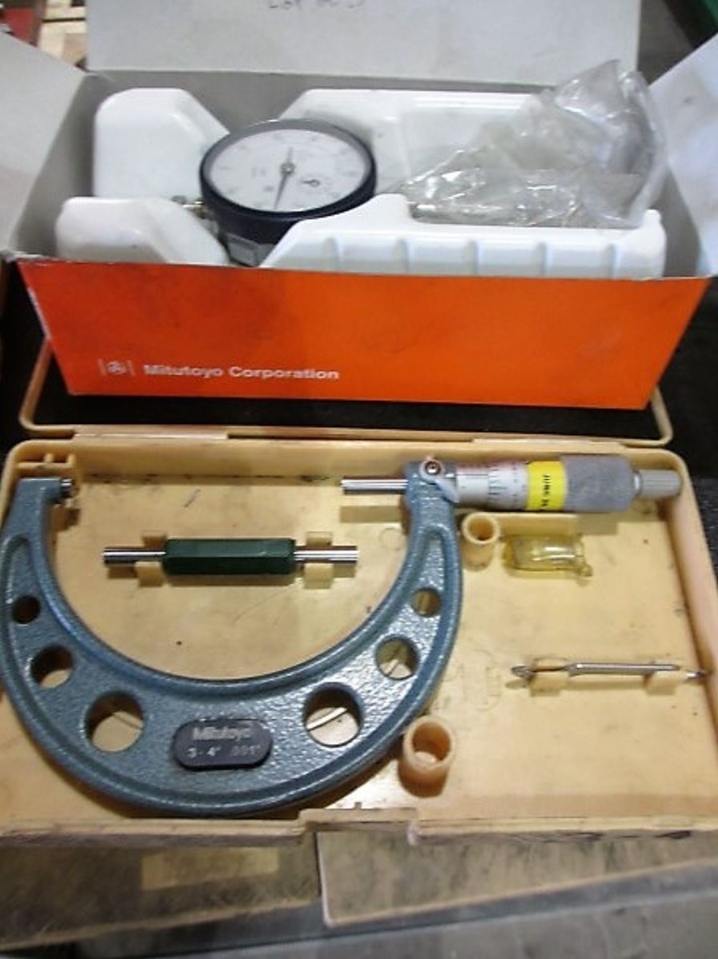 L1: MITITOYO 3-4IN MICROMETER, MOD.103-180, MITITOYO, .001IN DIAL GAGE