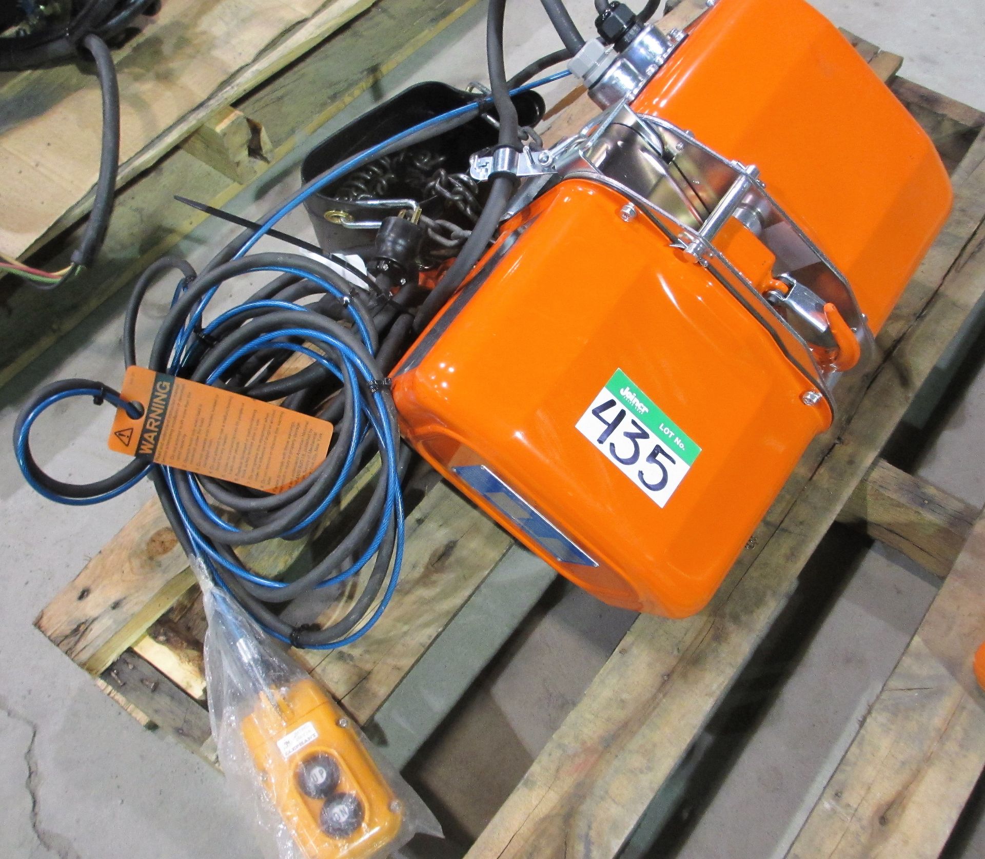 L2: JET 1 TON ELEC. HOIST, 1/2 TON, 115/220/1PH - Image 2 of 2