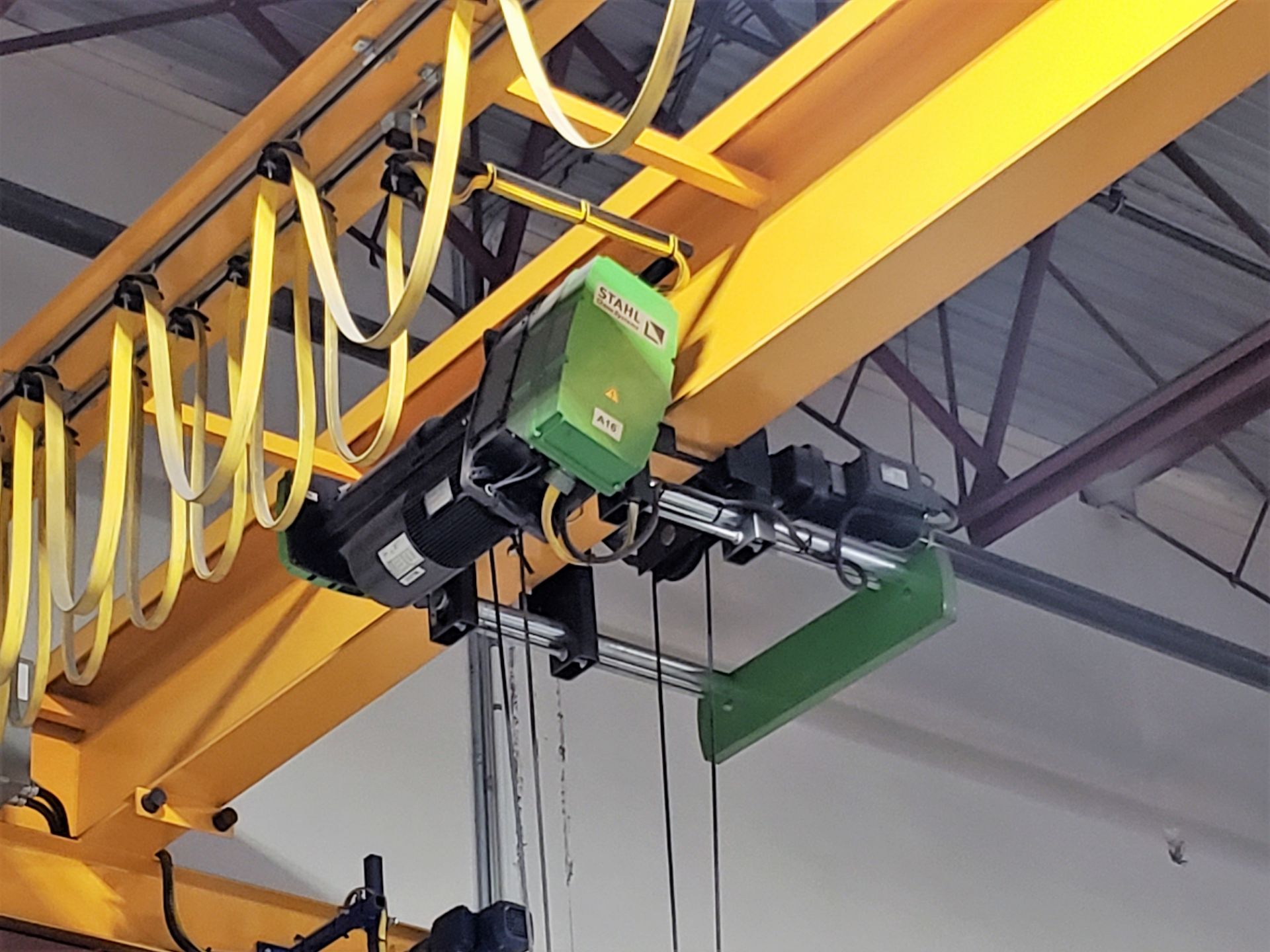 L2: OVERHEAD CRANE: MUSSELL 5 TONNE APPROX. 55FT SPAN, TOP RAIL RIDE, UNDERSLUNG HOIST, SINGLE - Image 2 of 2