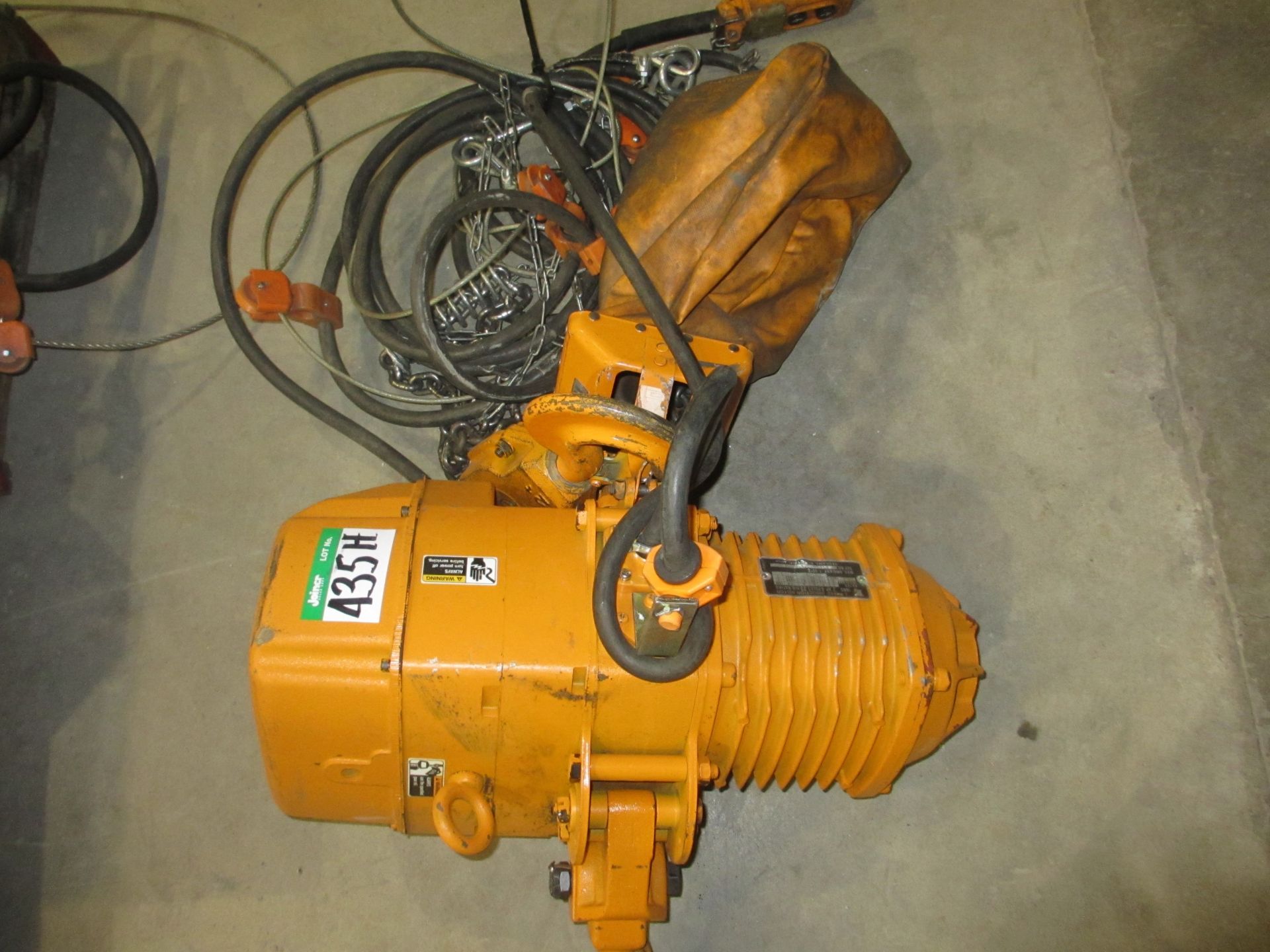 L1: KITO 2 TON ELEC. HOIST 220/440