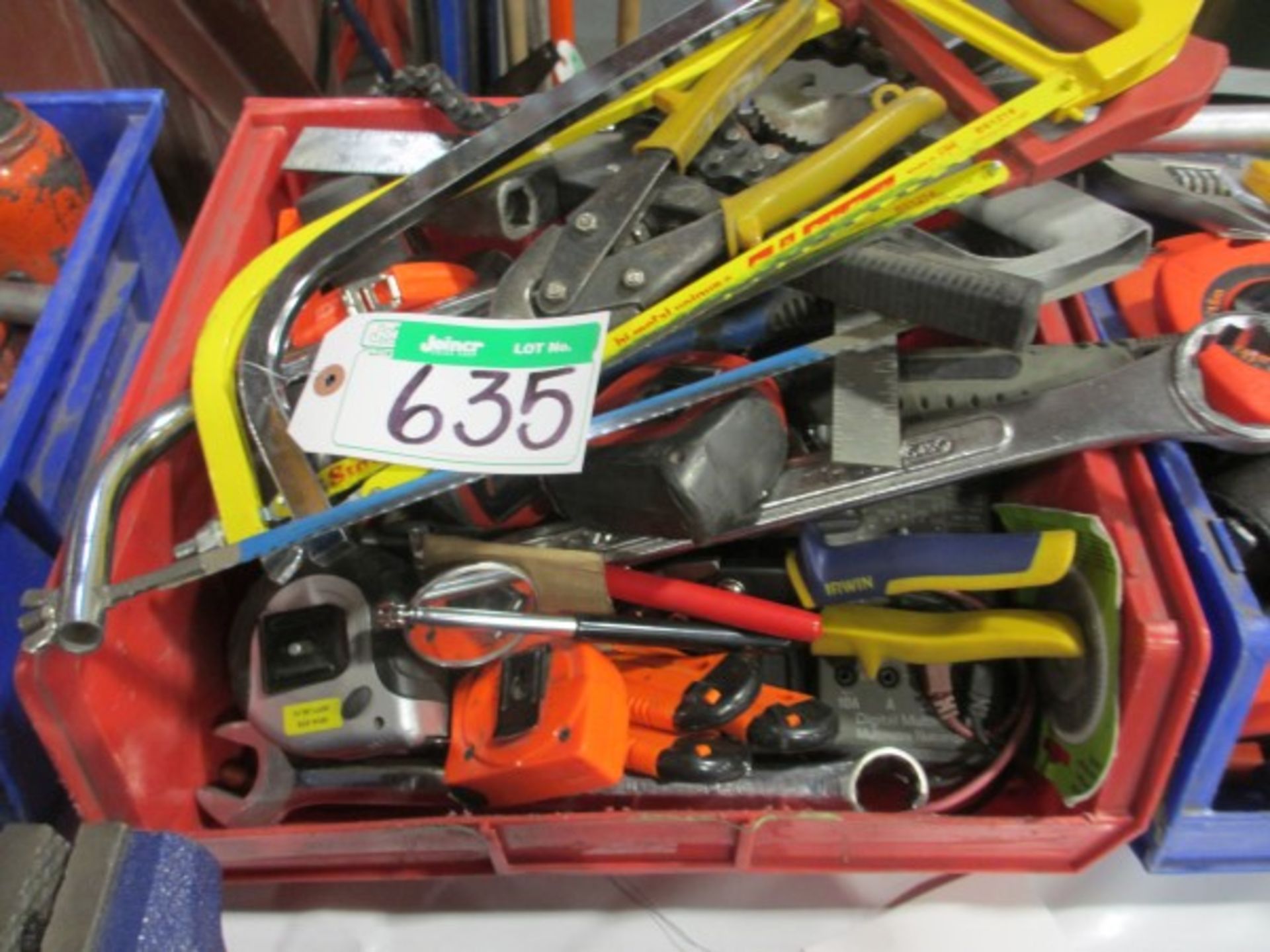 L2: TRAY OF ASST’D TOOLS