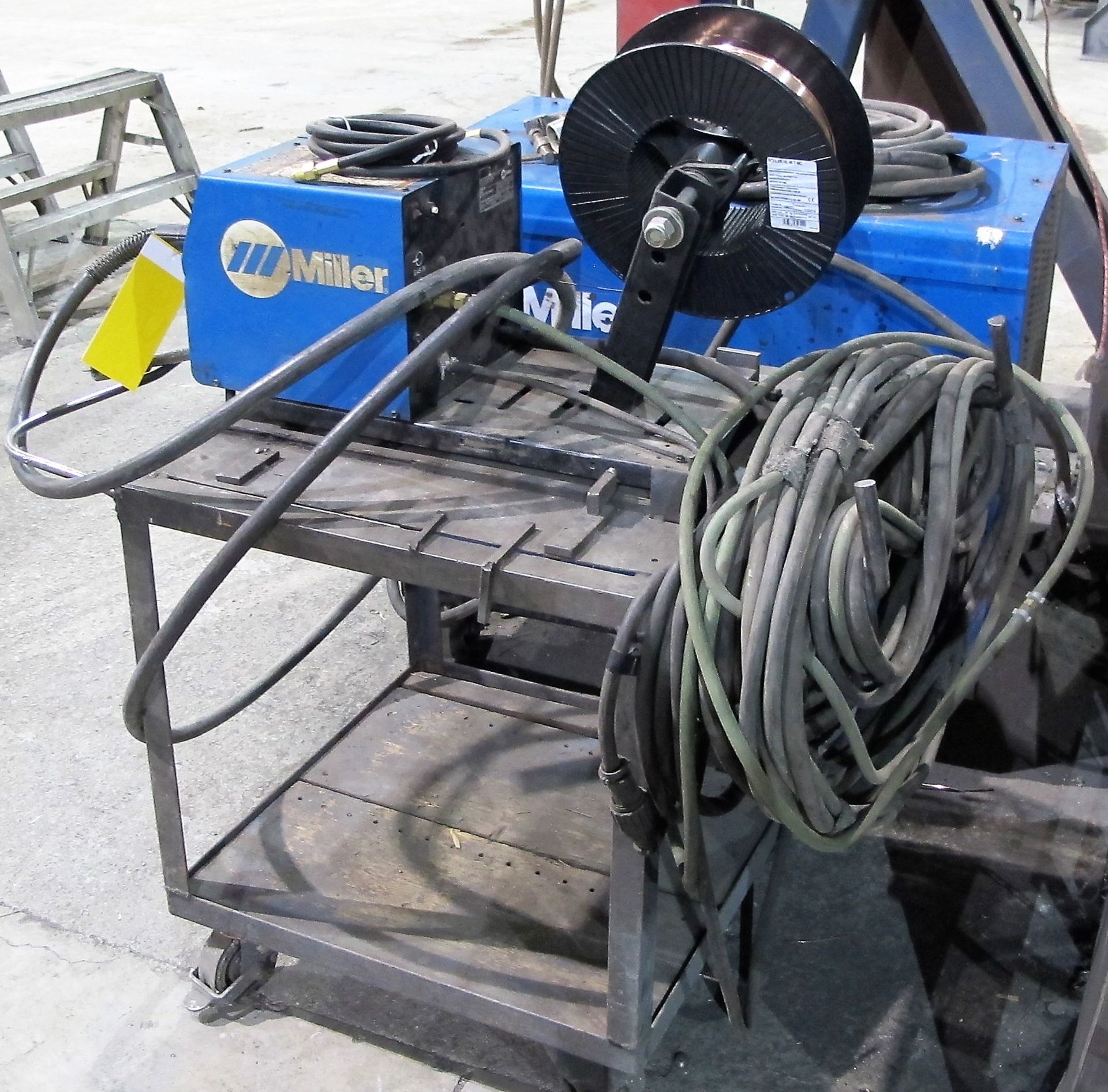 MILLER DELTAWELD 452 WELDER, S/N MD230058C W/ MILLER 22A WIRE FEEDER, CABLES & CART - Image 3 of 4