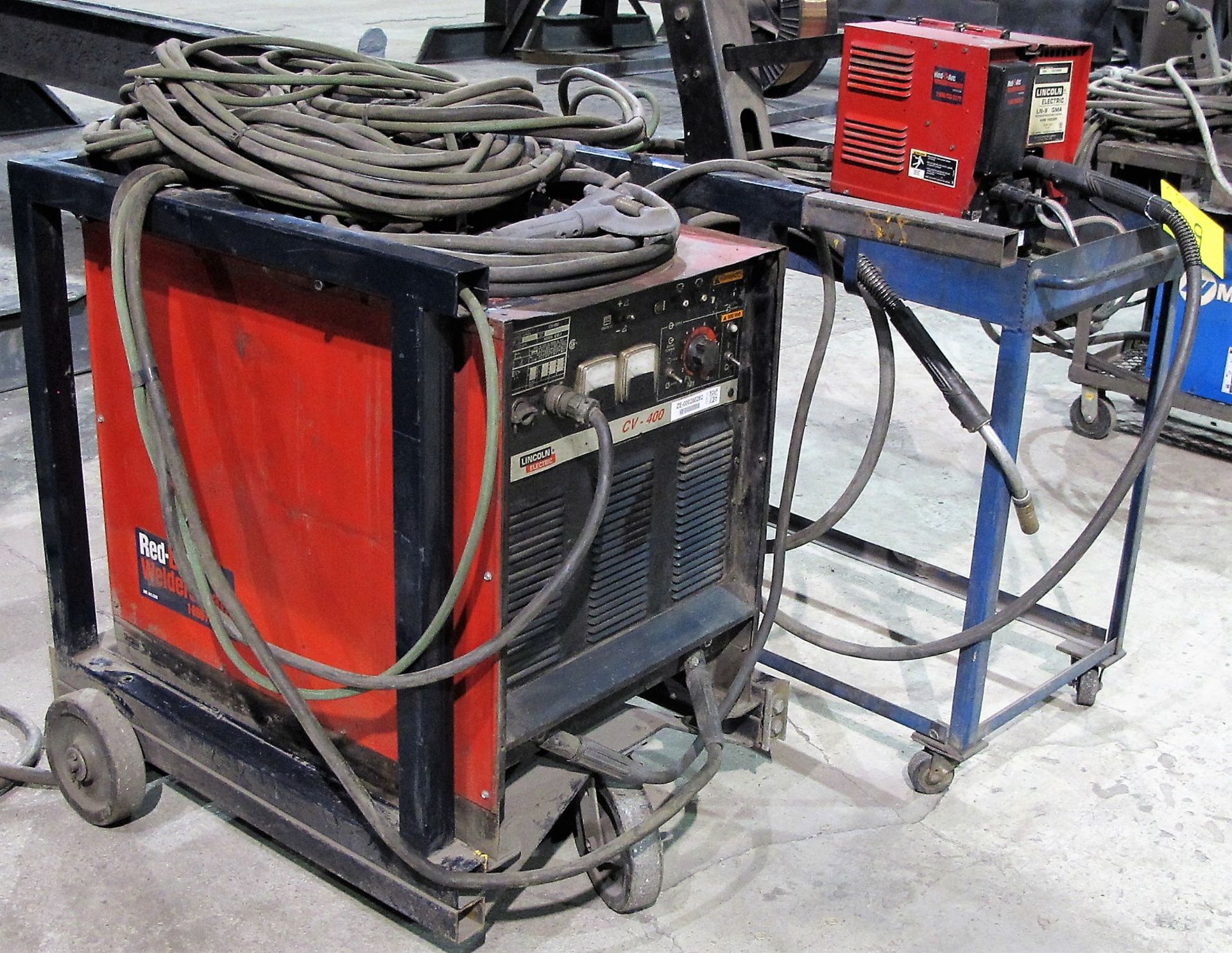 LINCOLN ELECTRIC CV-400 WELDER, S/N C1000200282 W/ LINCOLN ELECTRIC LN-9 GMA WIRE FEEDER, CABLES & - Image 3 of 4