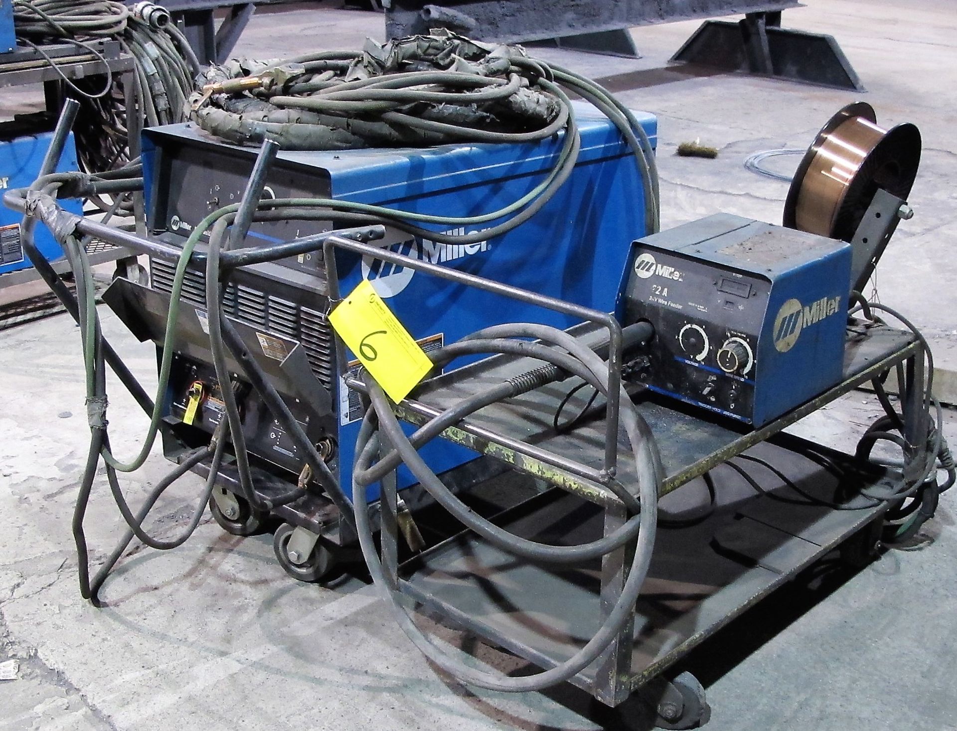 MILLER DELTAWELD 452 WELDER, S/N MC0706594 W/ MILLER 22A WIRE FEEDER, CABLES & CART - Image 2 of 4