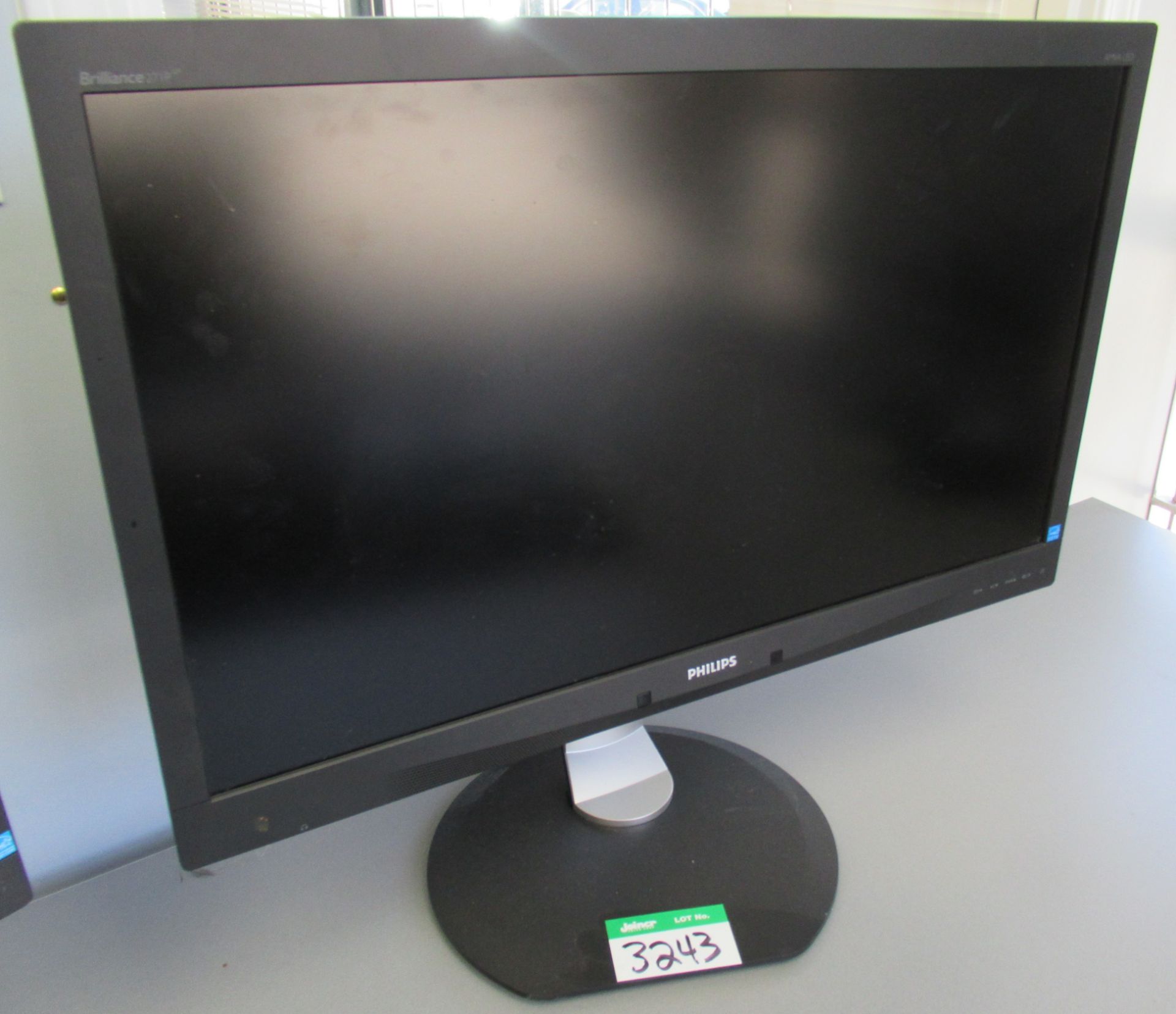 L2: PHILIPS 26" FLAT SCREEN MONITOR