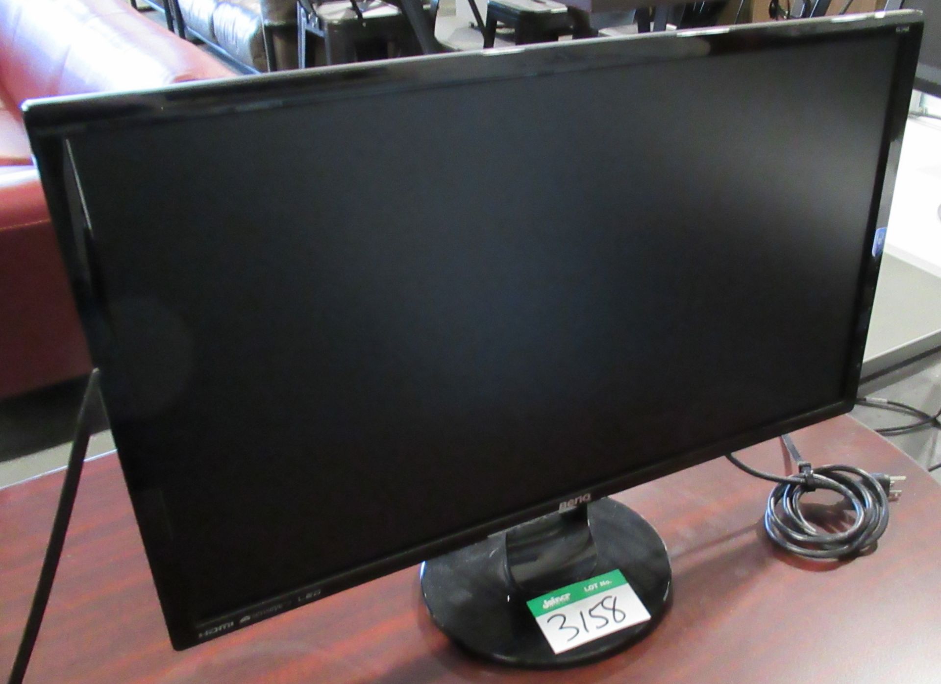 L2: BENQ 24" FLAT SCREEN MONITOR