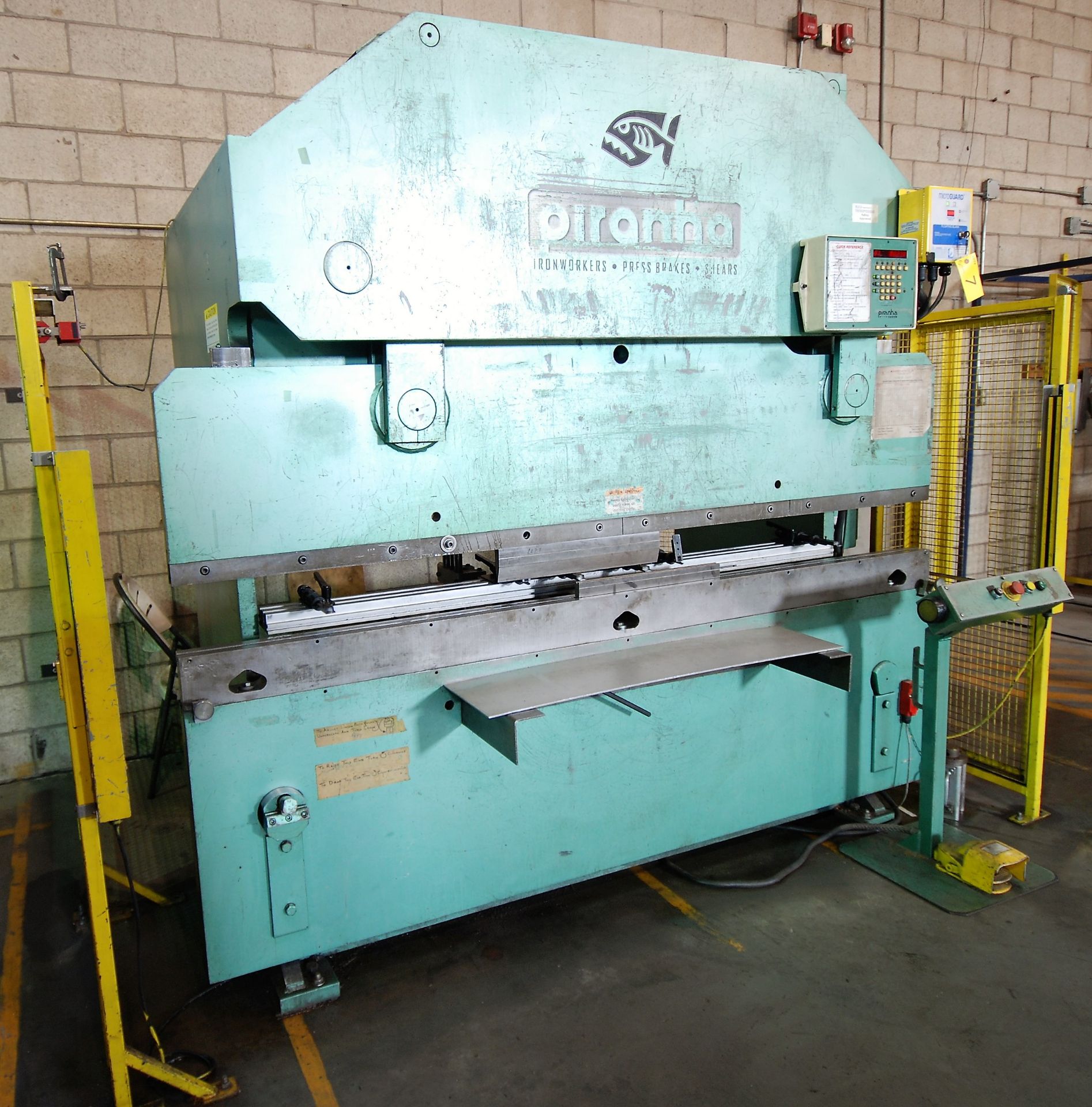 PIRANHA HYDRAULIC PRESS BRAKE 8' X 65 TON CAP., S/N 1154, MICROGUARD LIGHT CURTAINS, AUTOMEC CNC