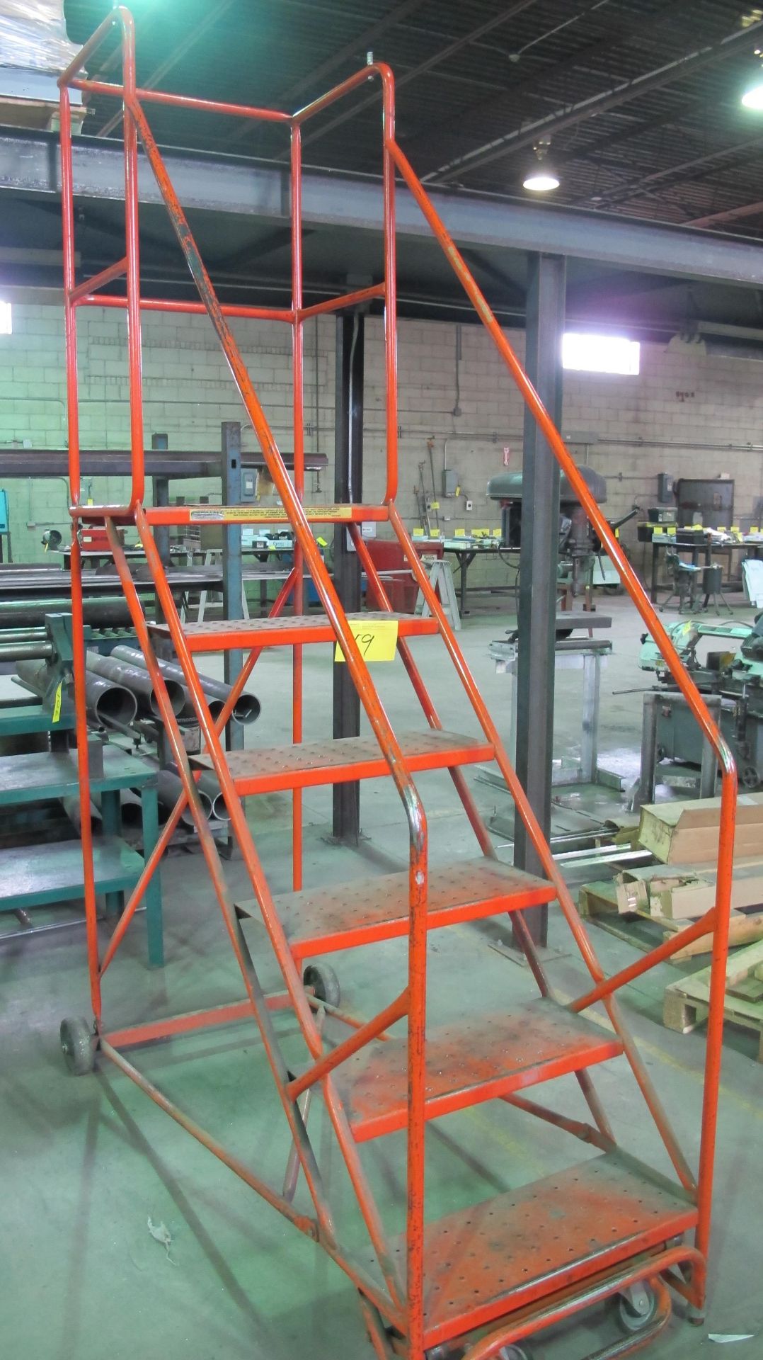 CANWAY 6-STEP WAREHOUSE LADDER