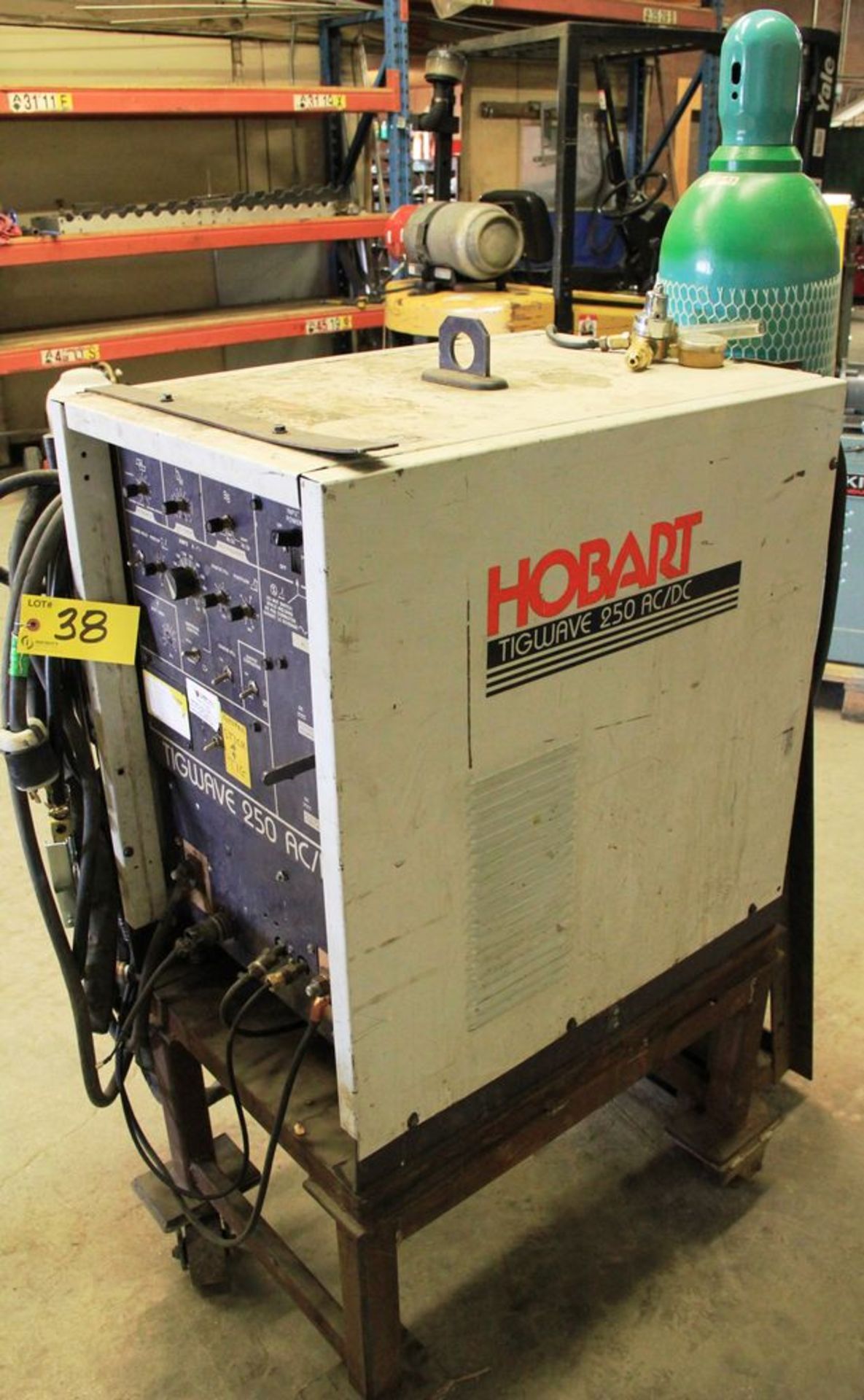 HOBART TIGWAVE 250 AC/DC ELECTRIC WELDER, LEADS MOUNTED ON CART