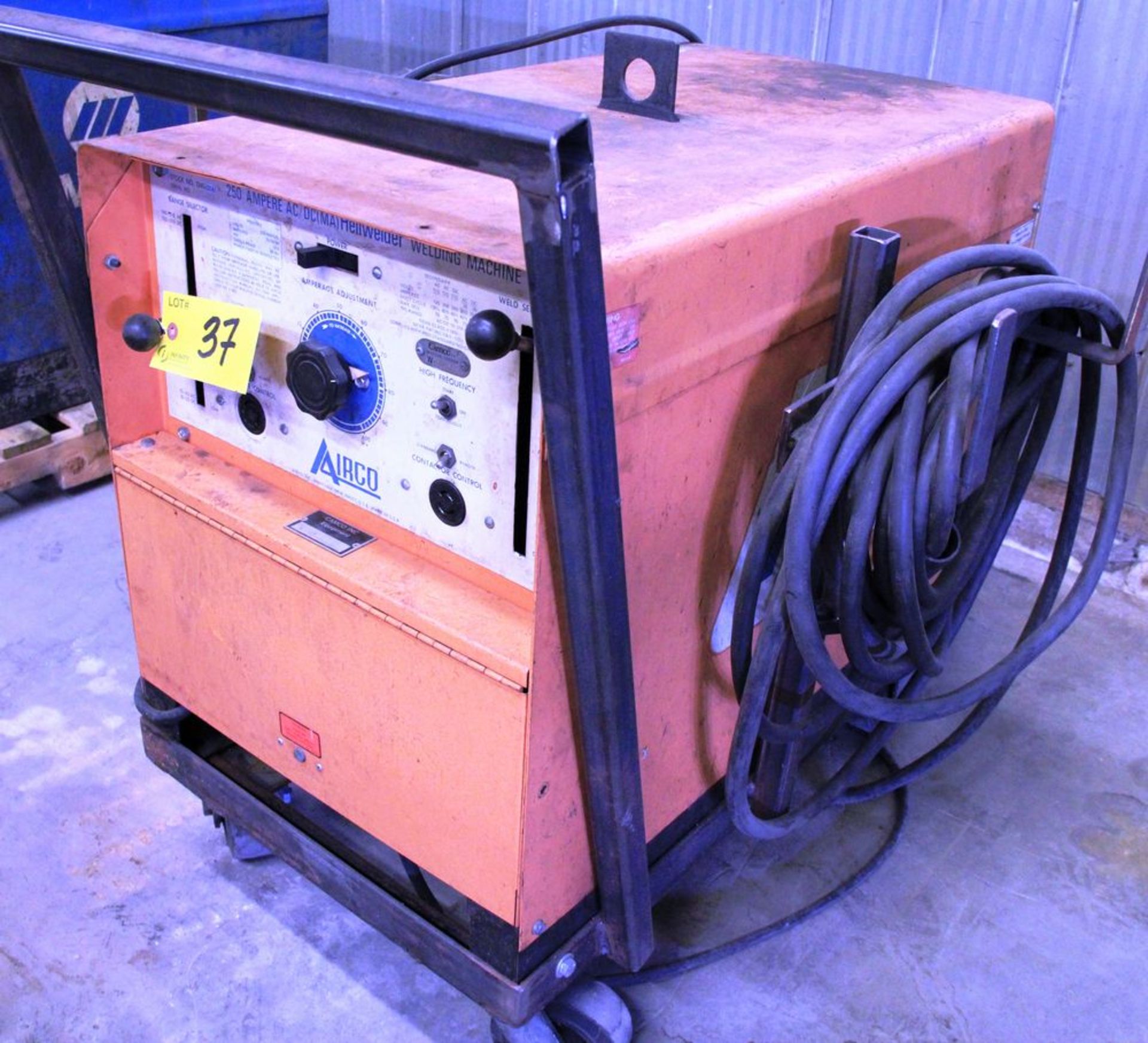 AIRCO 250 AMP ELECTRIC POWERED WELDER C/W LEADS - Image 2 of 2