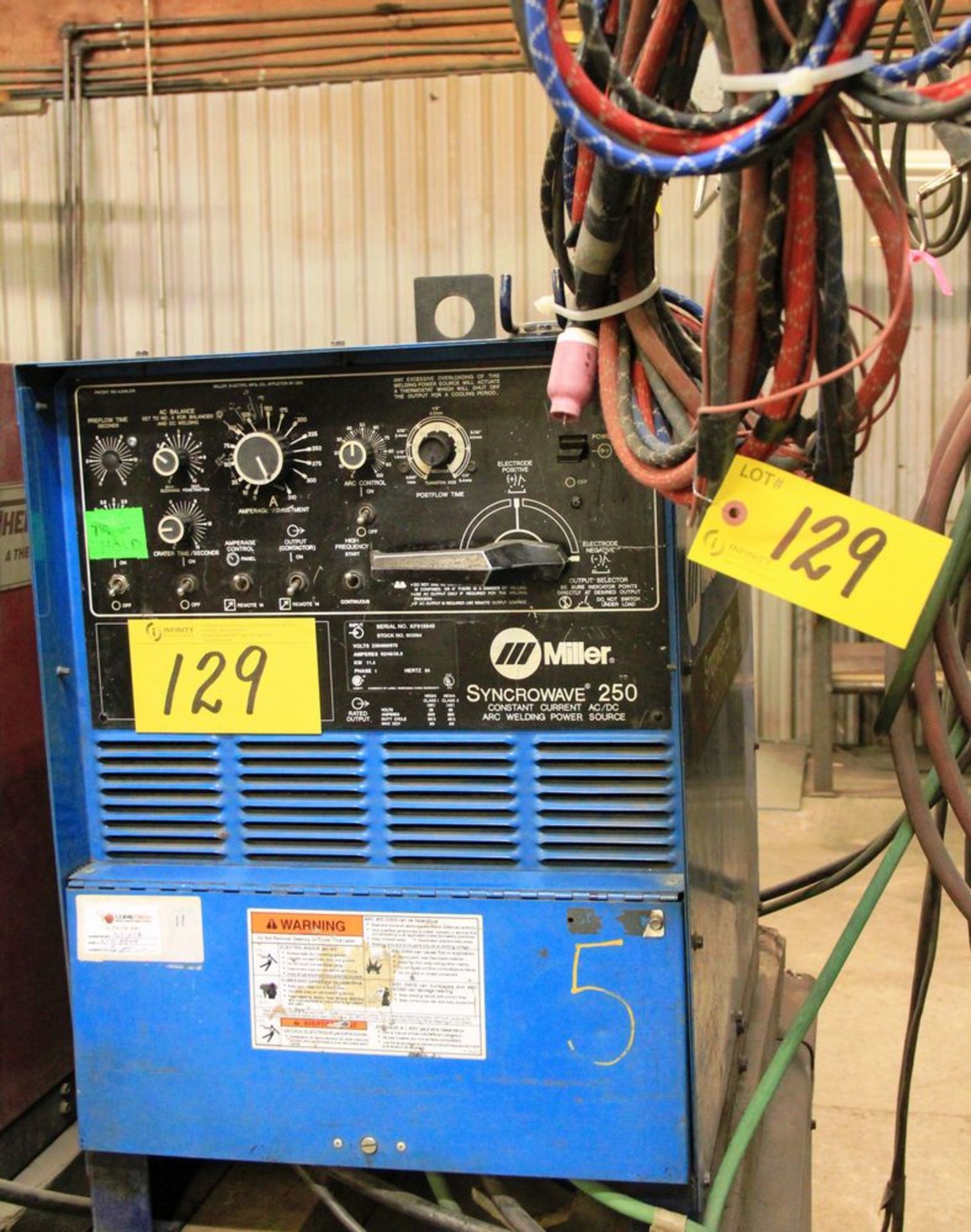 MILLER SYNCROWAVE 250 ELECTRIC POWERED WELDER C/W TIG