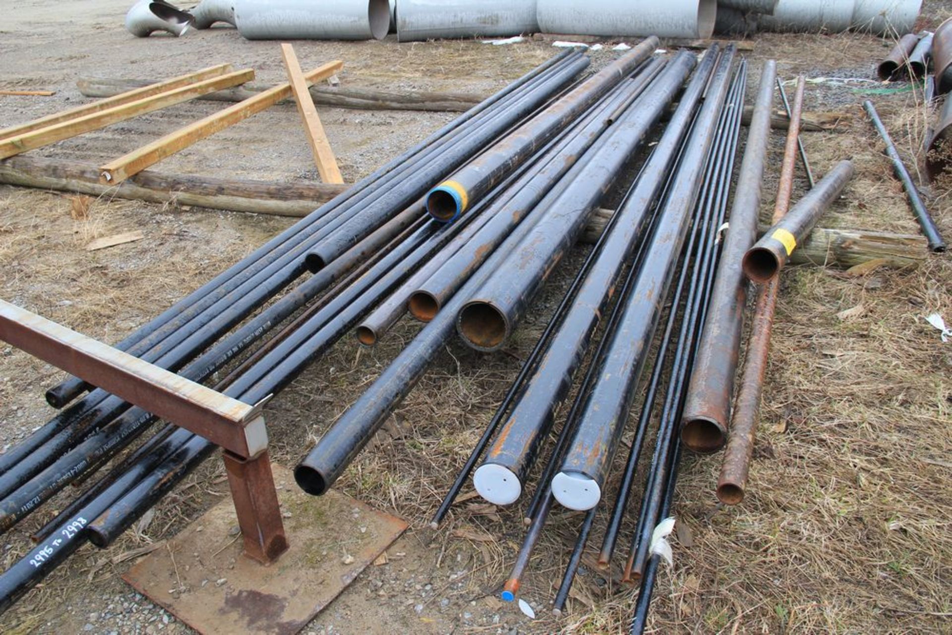 ASST. LENGTHS OF STEEL PIPING - Image 2 of 2