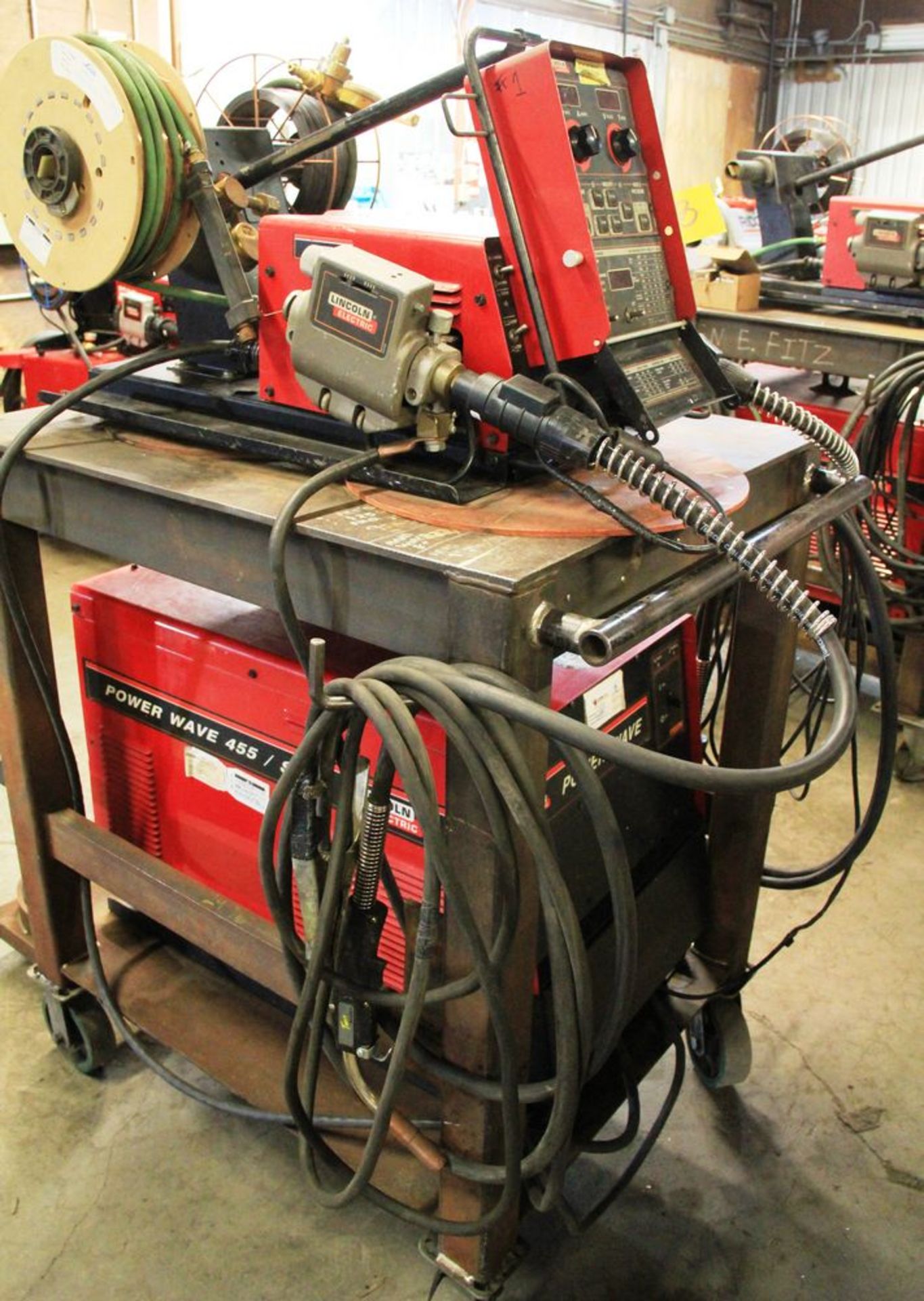 LINCOLN POWERWAVE 455M/STT ELECTRIC POWERED WELDER, C/W LINCOLN POWER FEED 10M DUAL FEED WIRE - Image 3 of 5