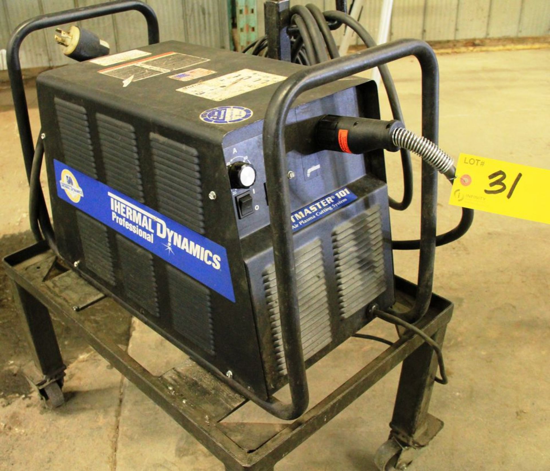 2008 THERMAL DYNAMICS CUTMASTER 101 AIR PLASMA CUTTING SYSTEM C/W CART, S/N 05356102