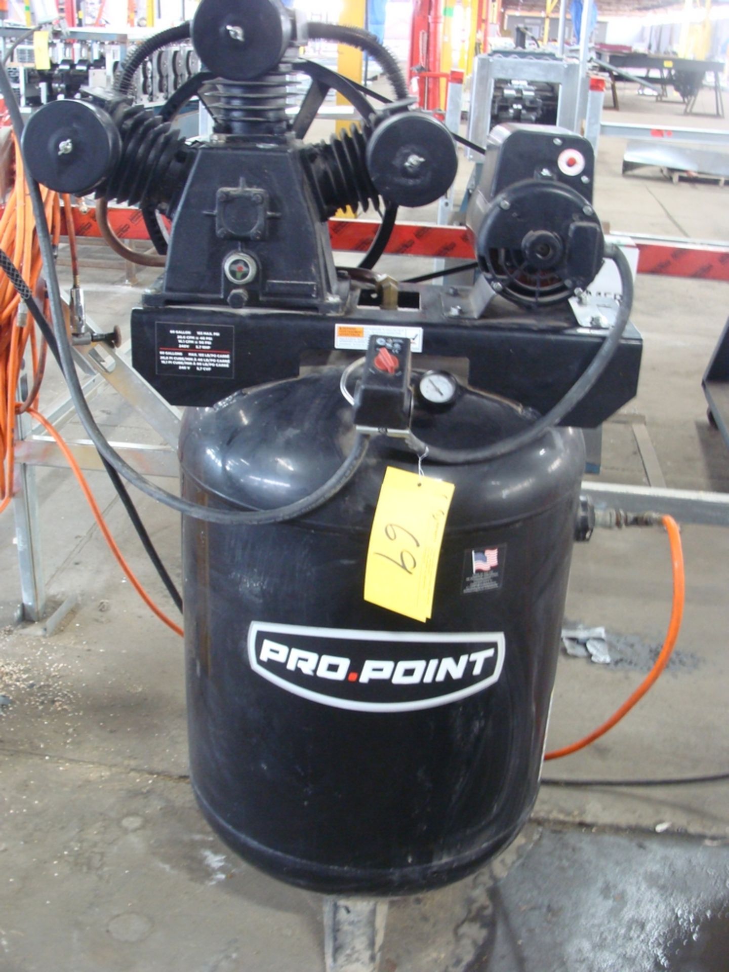 UPRIGHT PRO-POINT 60 GAL. 1HP AIR COMPRESSOR