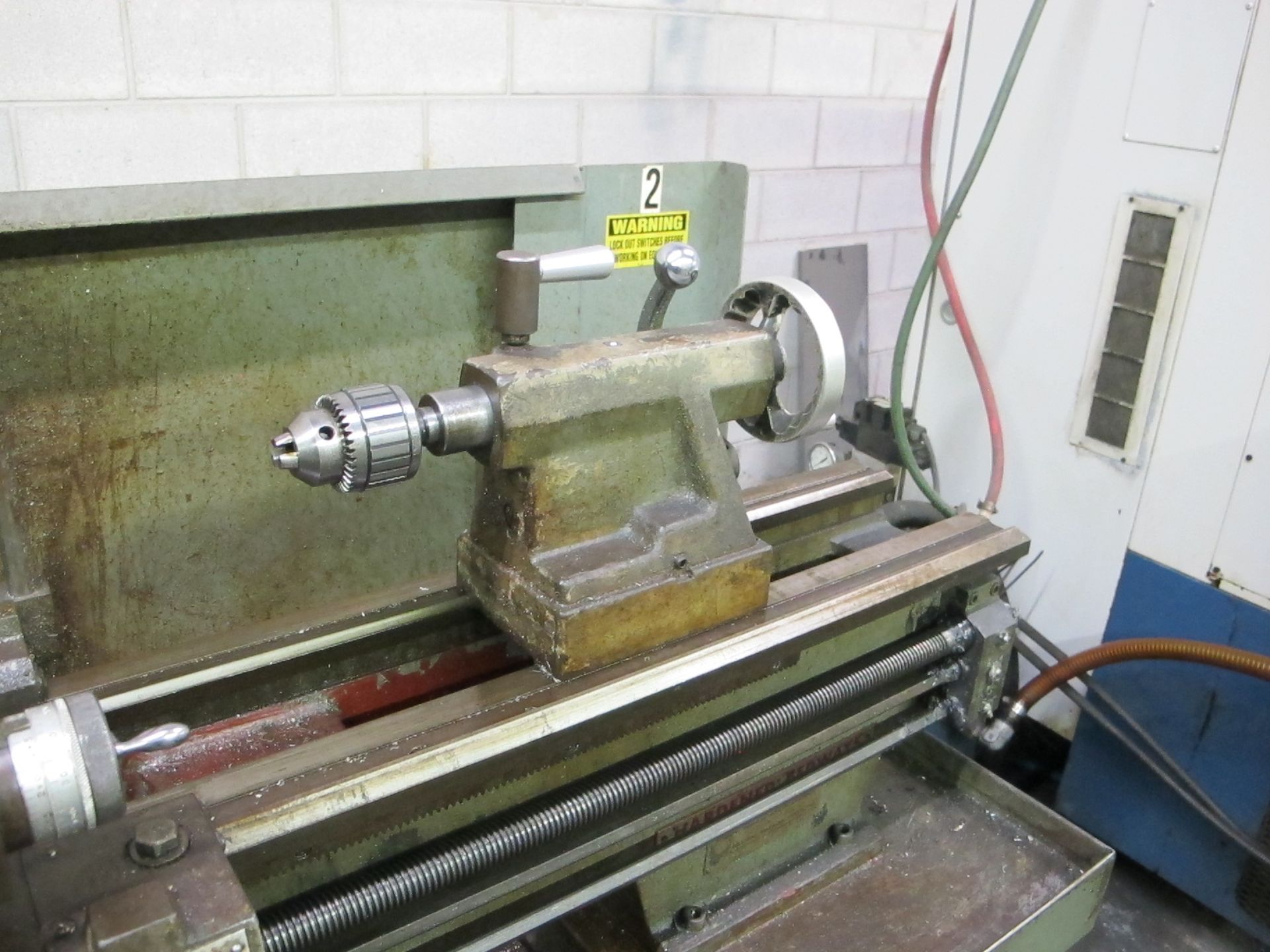 STANDARD-MODERN 1340 LATHE, 3 JAW CHUCK, TAILSTOCK, 13" X 40", 51" BED, 15" SWING, TAILSTOCK, 8" 3 - Image 5 of 6