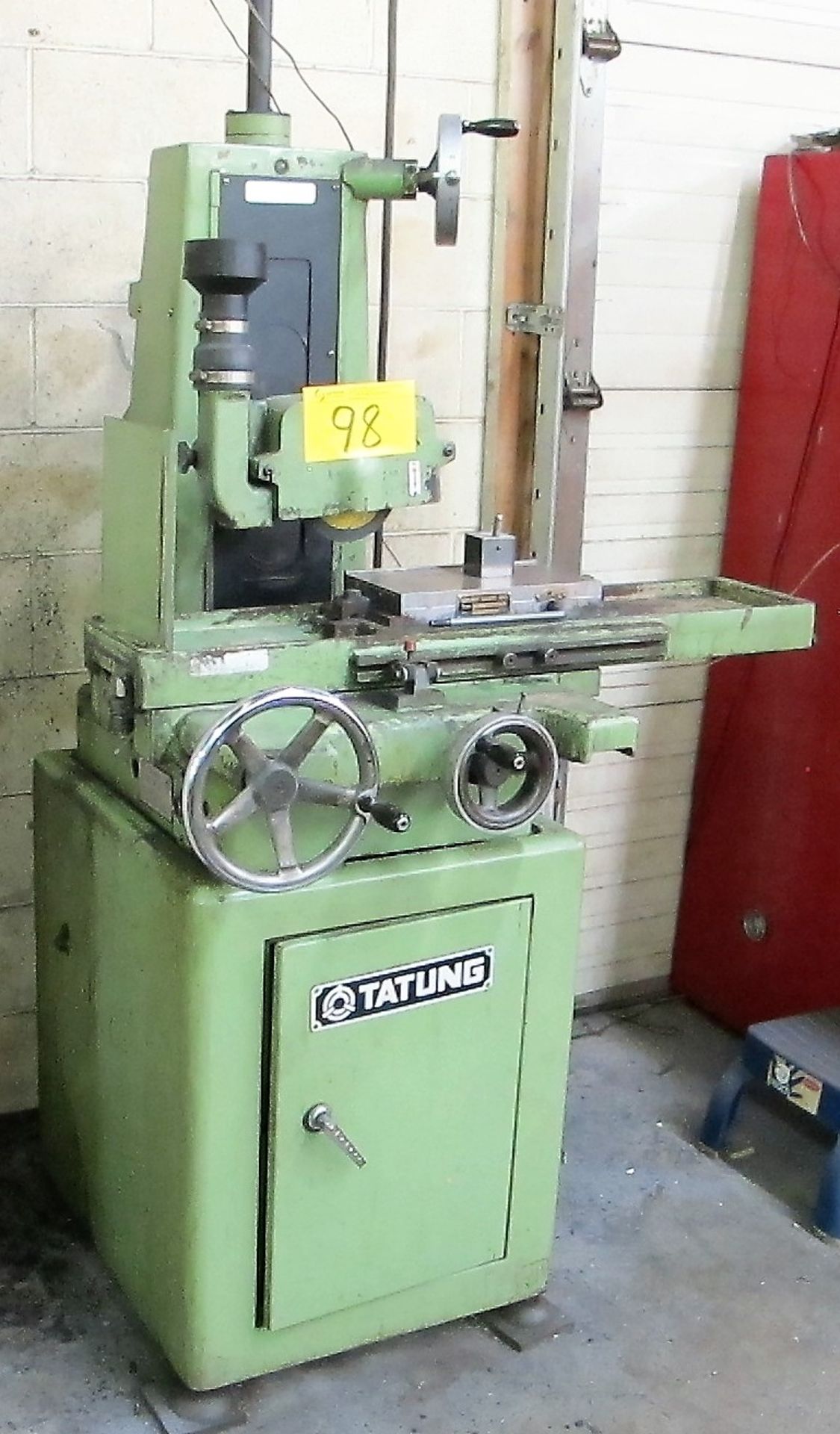 TATUNG TSG350 6" X 12" SURFACE GRINDER, 6" X 12" MAGNETIC SURFACE PLATE, S/N 2111204 W/ SPARE - Image 3 of 3