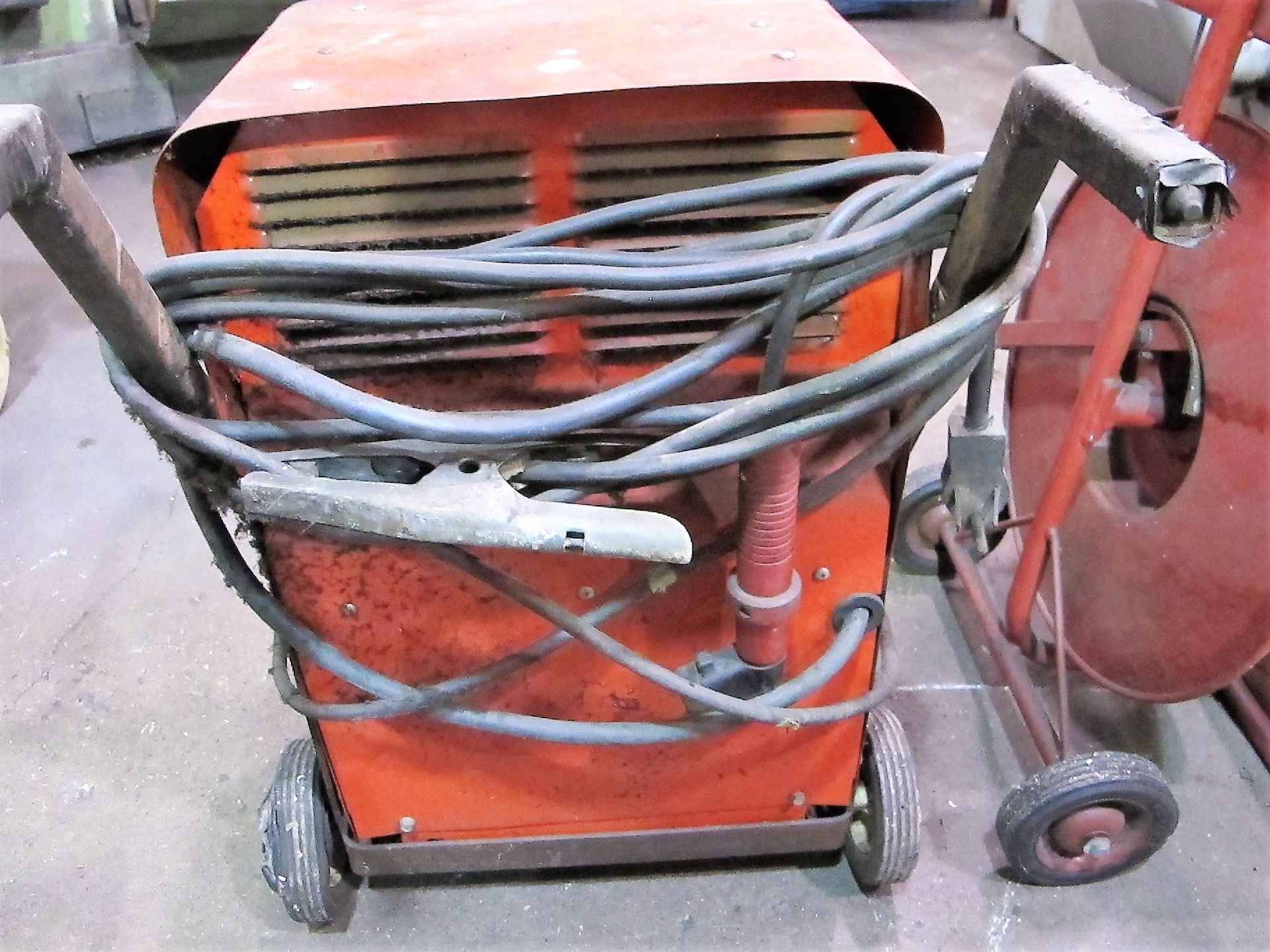 LINCOLN ELECTRIC AC 2255 WELDER W/CABLES - Image 2 of 2