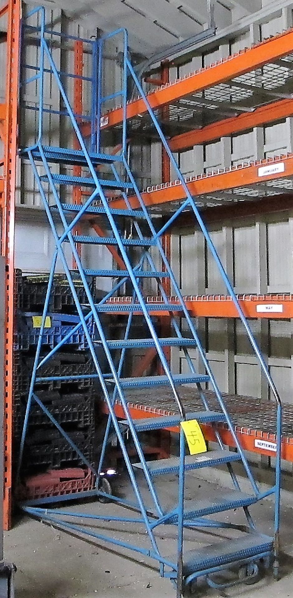 12 STEP WAREHOUSE STAIRCASE