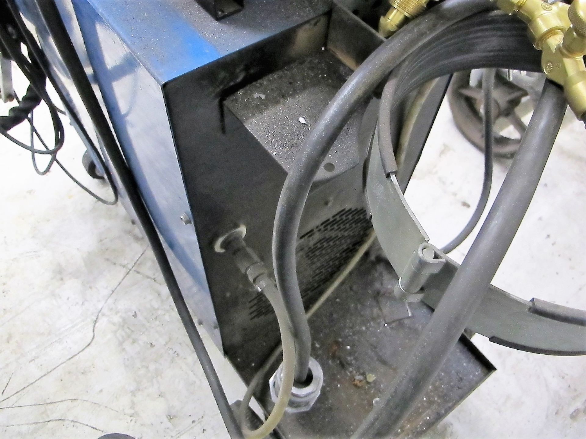 COMPARC 250 SP MIG WELDER W/CABLES, GUN AND CART - Image 3 of 3