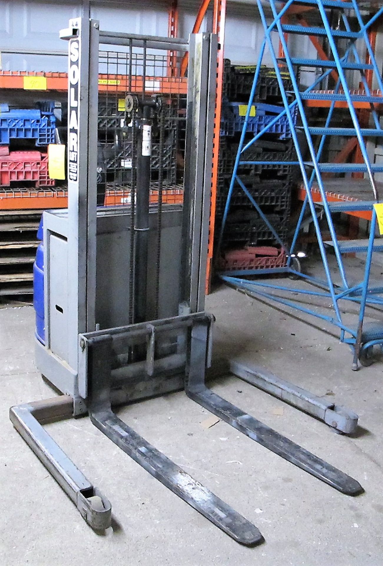 BLUE GIANT, BGS-90 ELECTRIC STACKER, 1500 LB CAP, 90" LIFT, 2 STAGE, S/N 04-30010 - Image 4 of 4