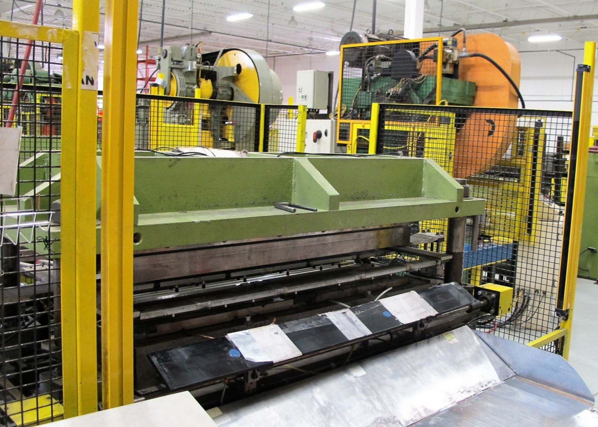 APPLIED AUTOMATION CANADA 4 POST 40 TON HYDRAULIC DIE TRANSFER SYSTEM INCLUDES LIGHT CURTAIN, - Image 4 of 8
