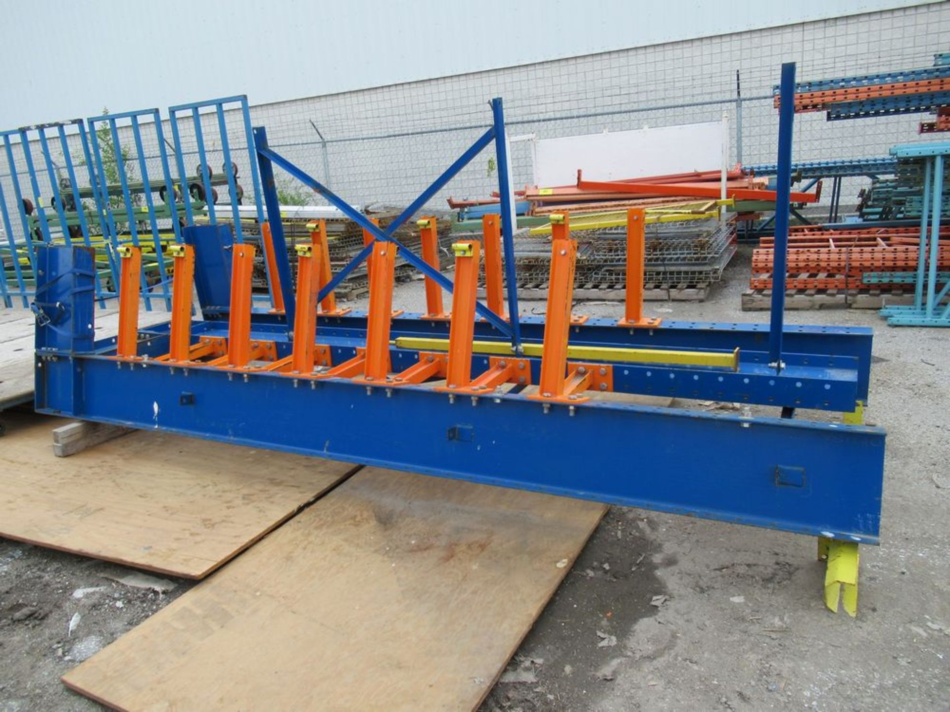 BLUE & ORANGE 9'W X 14'H 2-SECTION 7-TIER CANTILEVER RACK (IN YARD) - Image 3 of 4