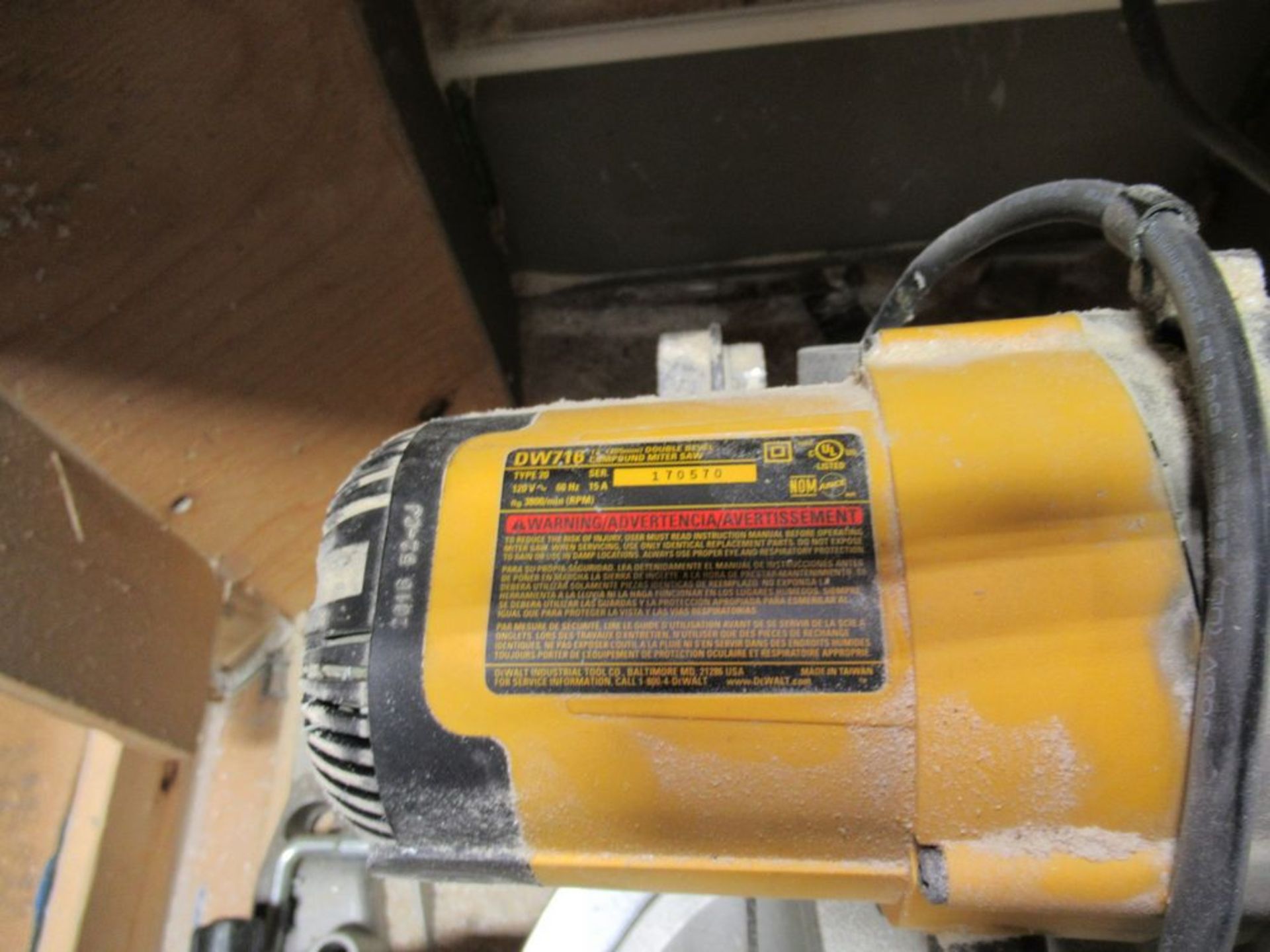 DEWALT DW-716 12" DOUBLE BEVEL COMPOUNR MITRE SAW, S/N 170570 - Image 3 of 3