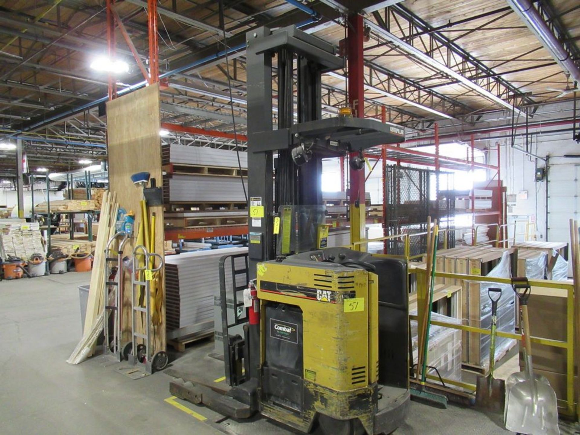 2000 CATERPILLAR NRR40 ELECTRIC REACH TRUCK, 3,300LB CAP., 2-STAGE, SIDE SHIFT, FERRO FIVE 1FR18L-