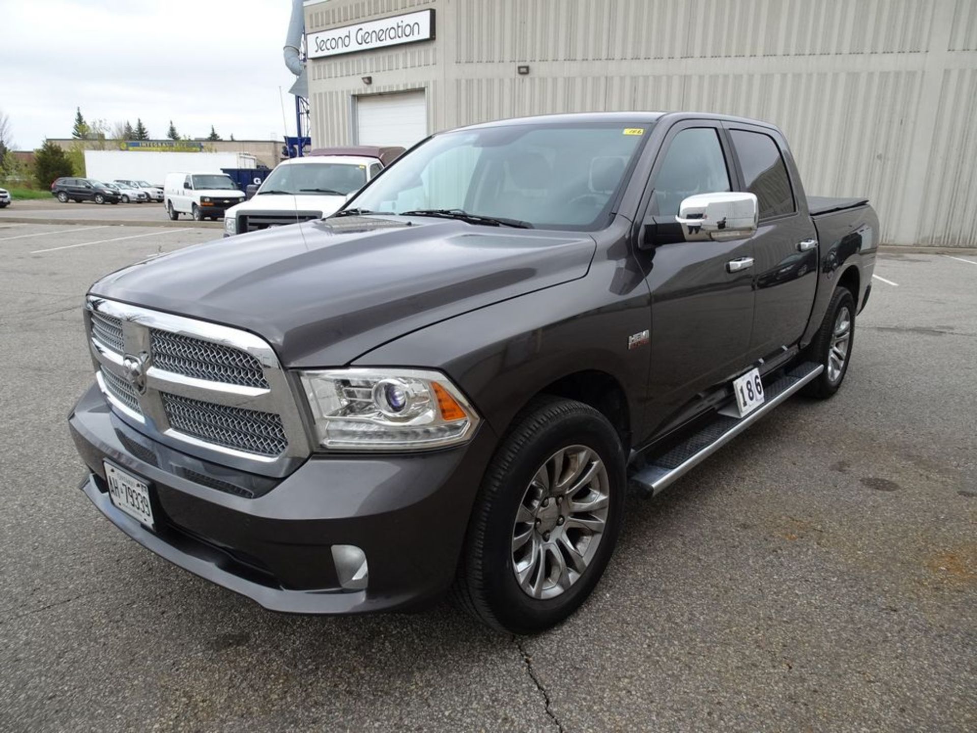 2014 DODGE RAM PICK-UP, HEMI 5.7L ENGINE, 53000 KM, VIN# K6RR7PT6ES149733 - Image 3 of 12