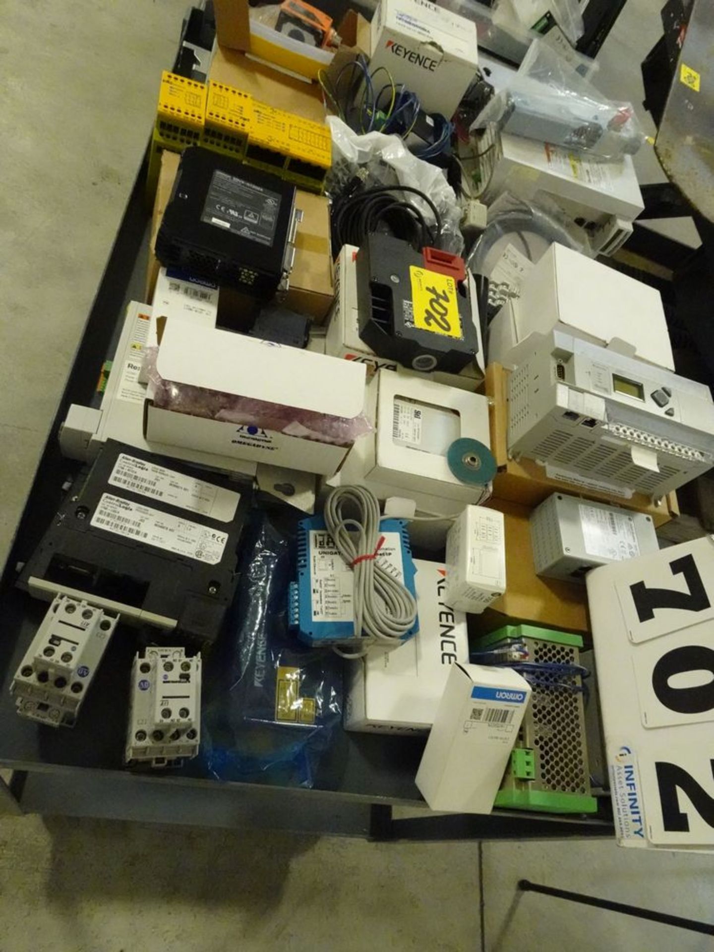 ASSORTED PRODUCT, ELECTRICAL, SWITCHES, RELAYS, ETC. - Image 3 of 6